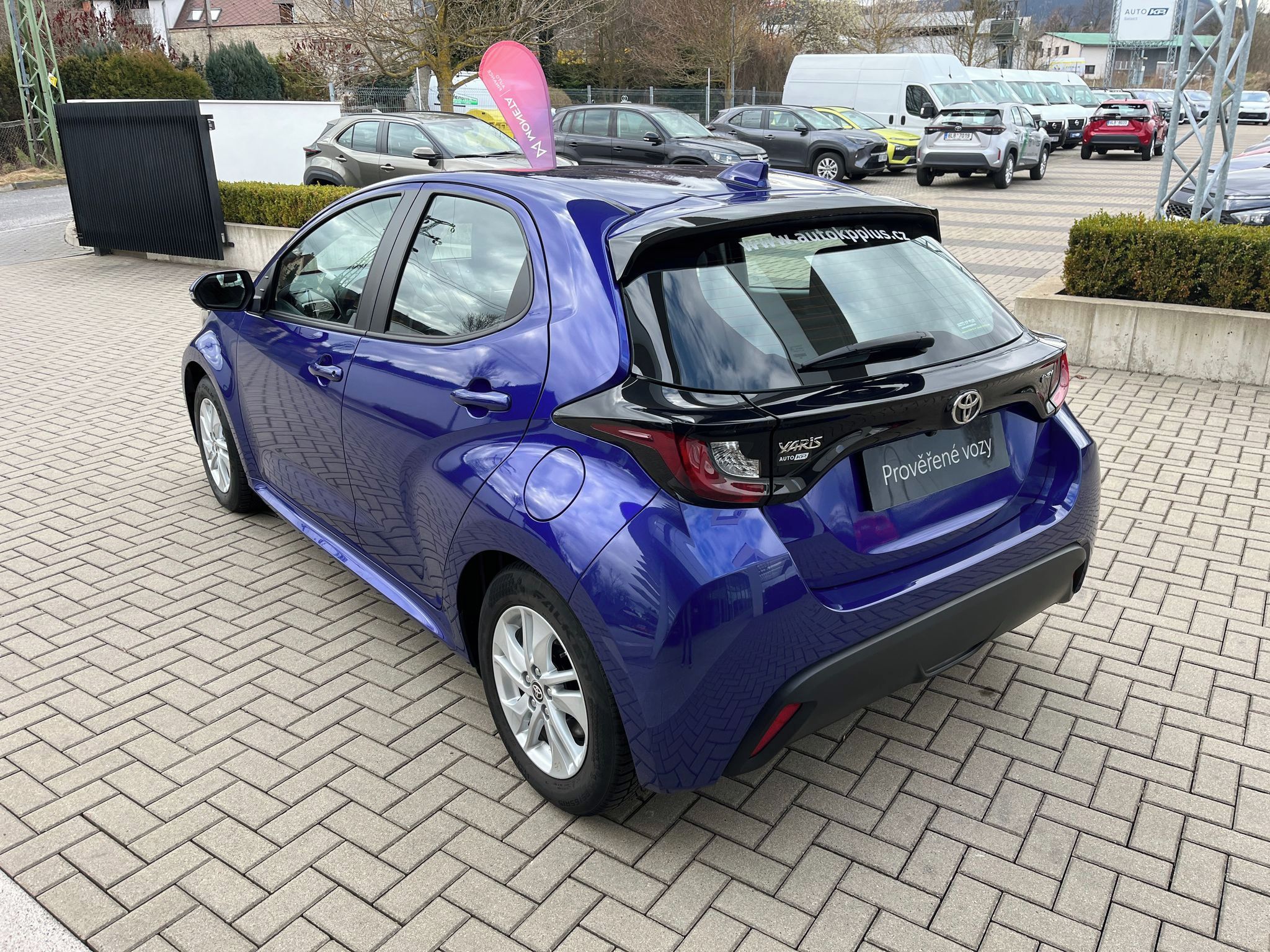 Toyota Yaris, 1.5 Hybrid e-CVT Comfort - fotka 4