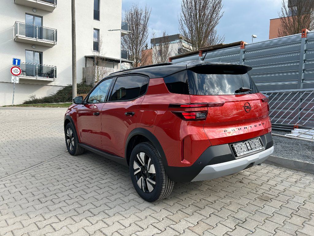 Opel Frontera, GS 1,2 Turbo 107kW AT6 7 míst - fotka 3