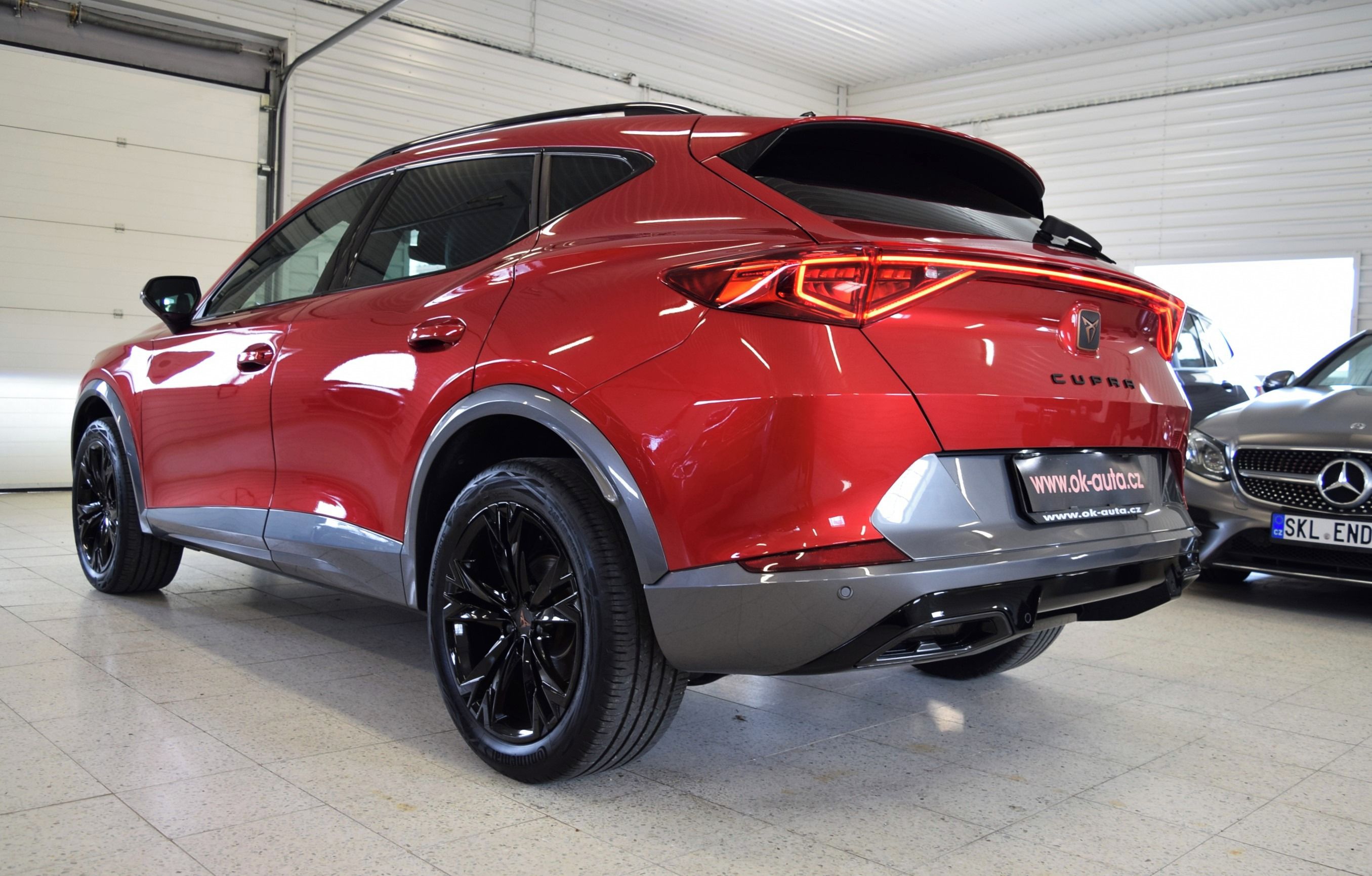 Cupra Formentor, 2.0 TDI 4x4 DSG 33 000 KM-DPH - fotka 3