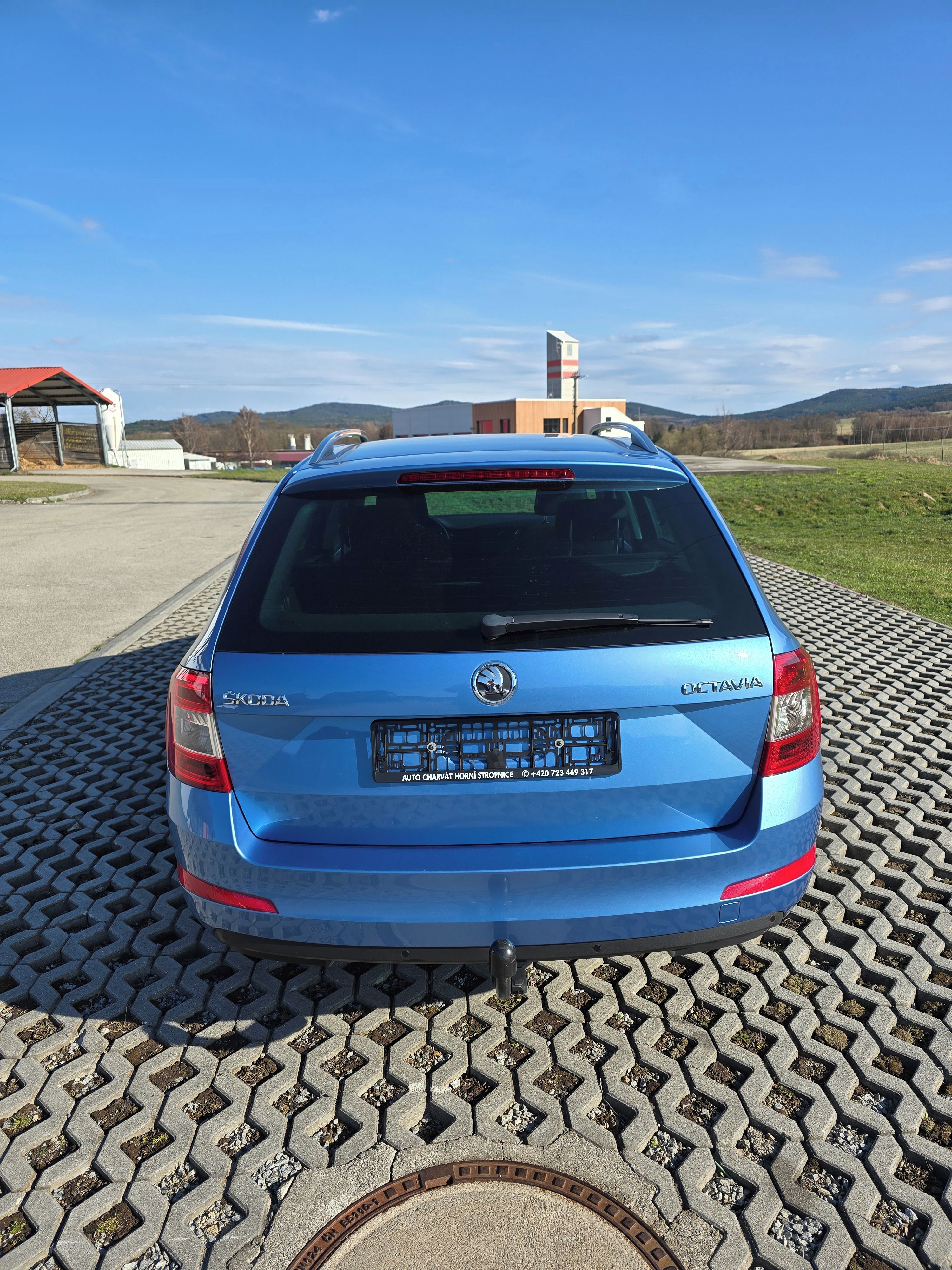 Škoda Octavia, 1.2 TSI Combi ----Prodáno----- - fotka 6