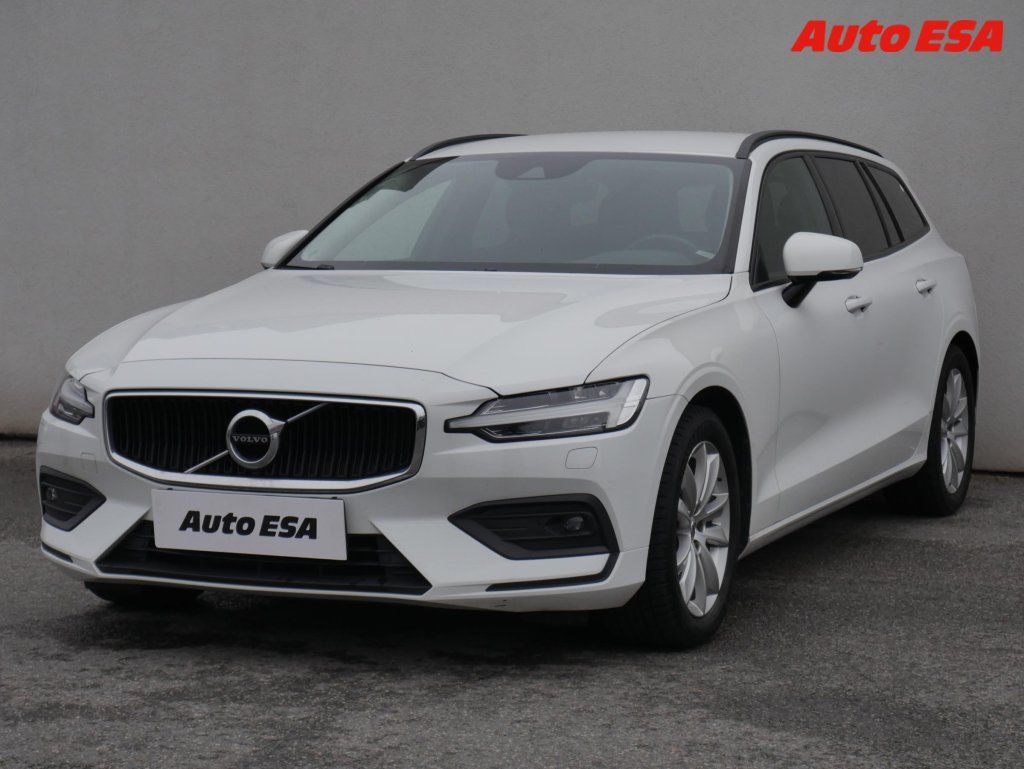 Volvo V60, 2.0 D3,AC,LED,navi - fotka 3