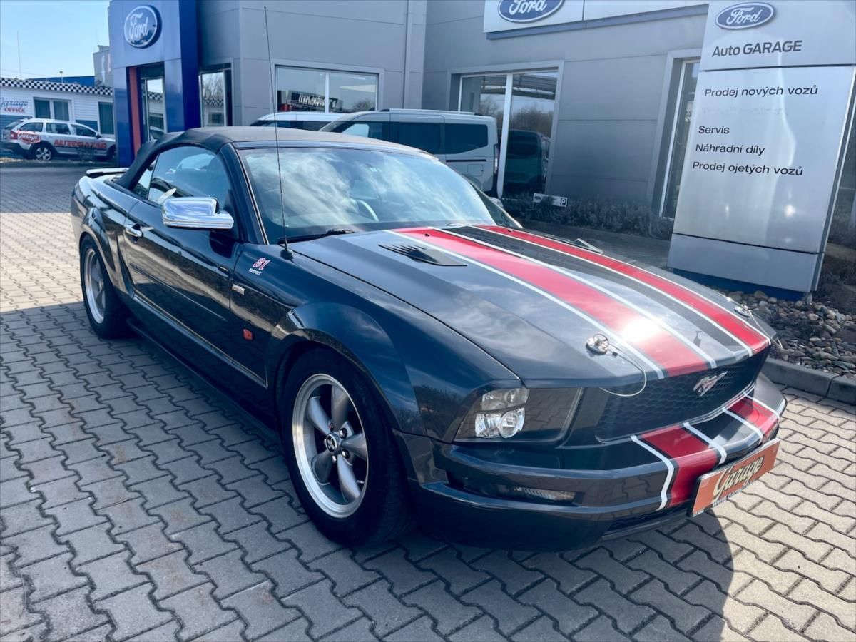 Ford Mustang, 4,0 i V6 - fotka 3