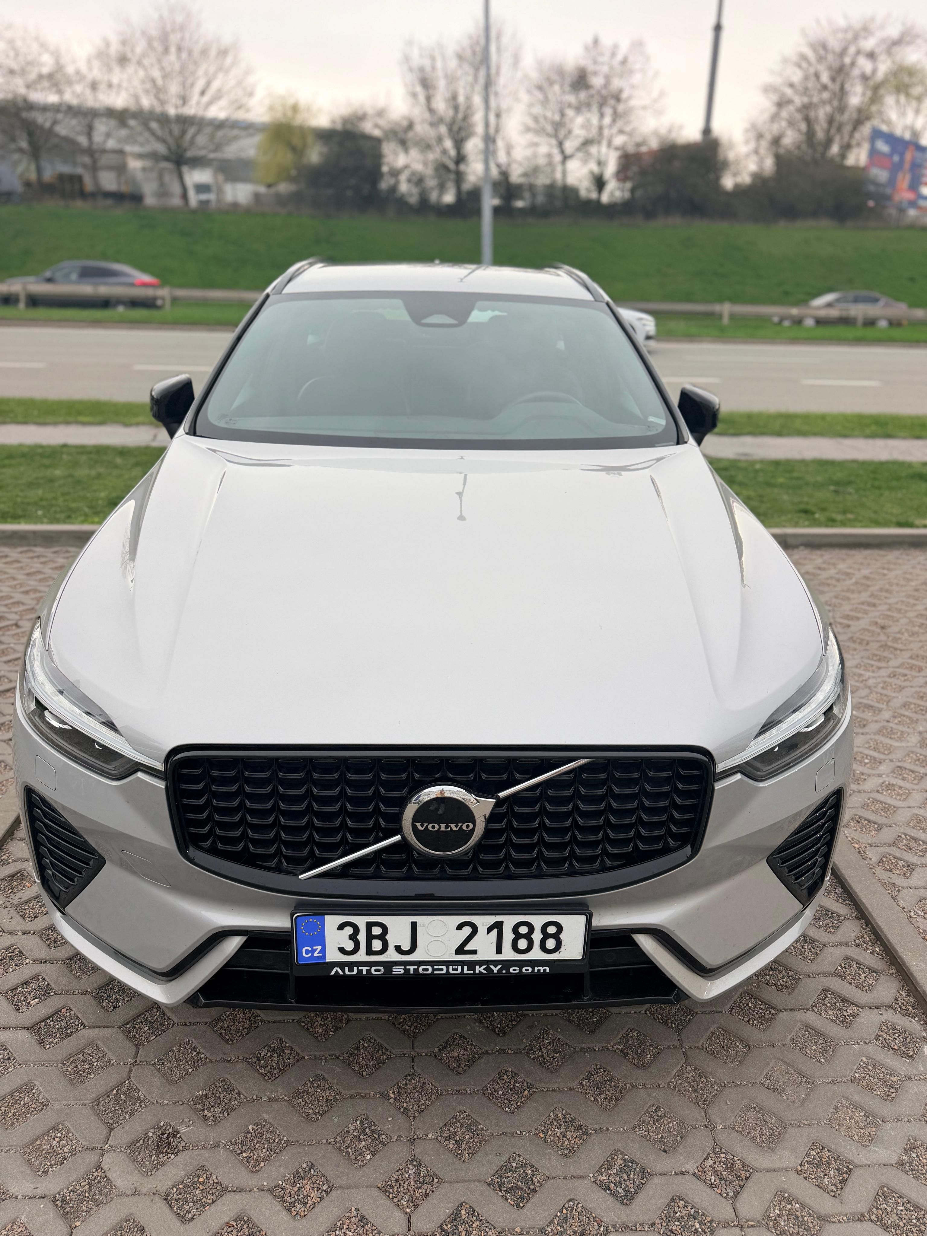 Volvo XC60, Volvo XC60 B4 Diesel - fotka 2