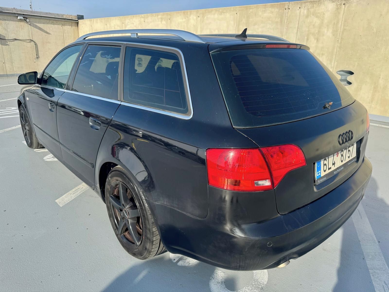 Audi A4 Avant, AUDI A4 2.7 TDI 132KW - fotka 4