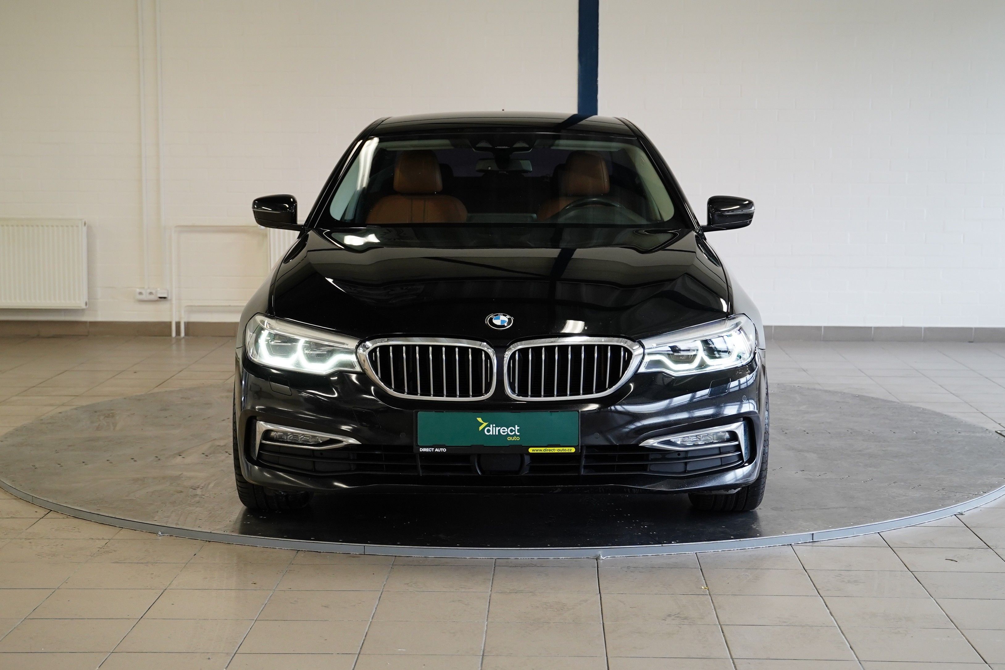 BMW Řada 5, 530 D XDrive 195 KW - fotka 4