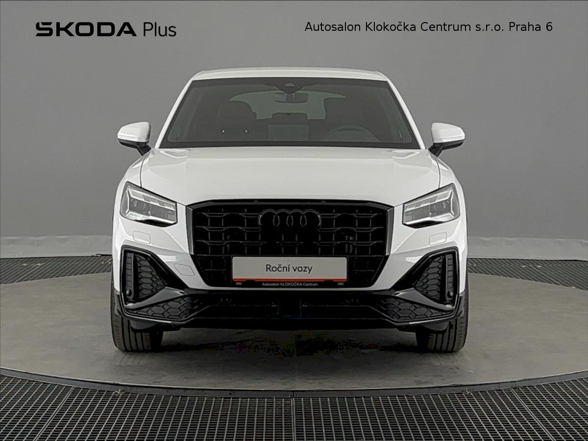Audi Q2, 35TFSI110 kW S-line 7Stronic - fotka 4