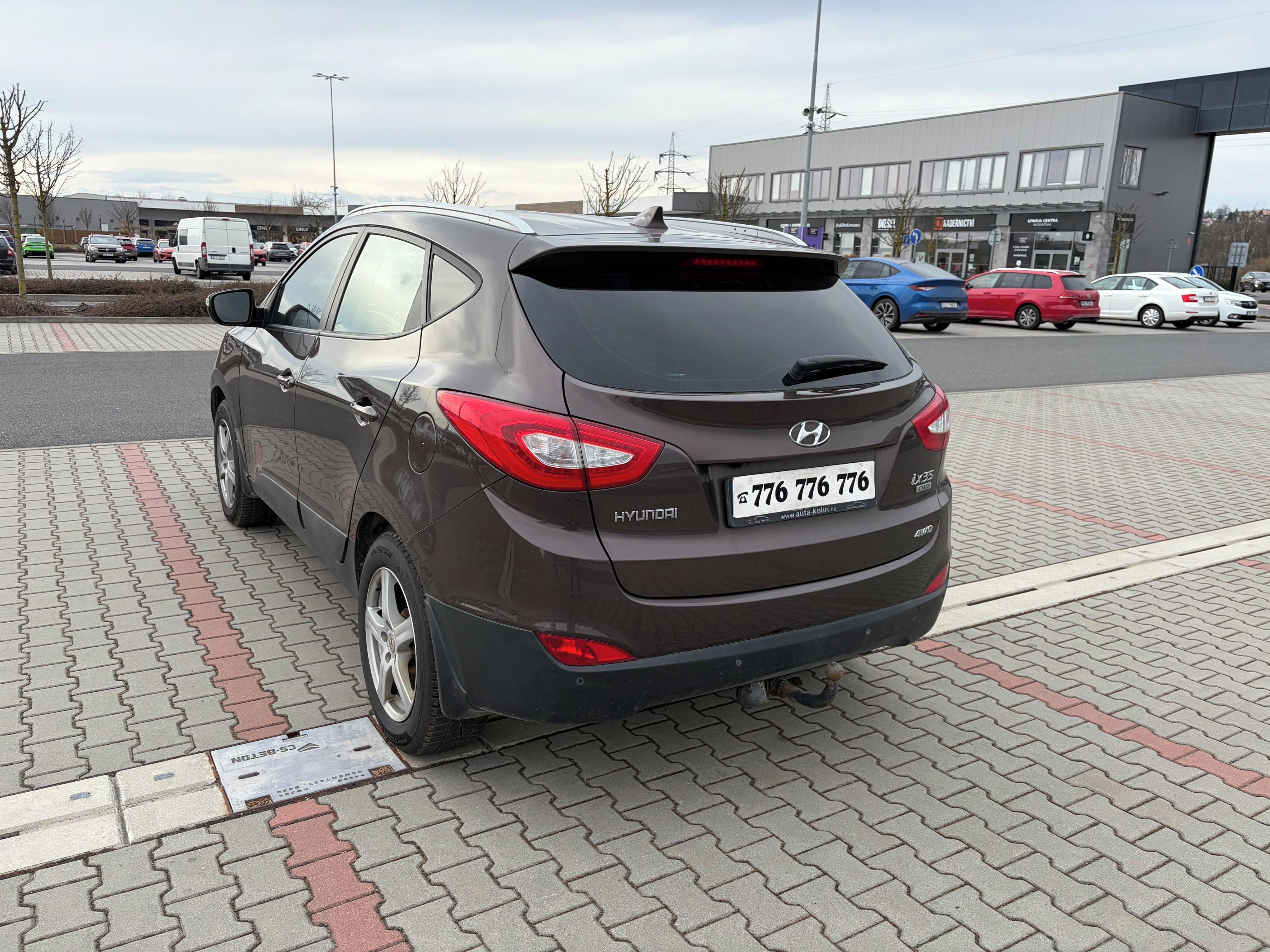 Hyundai ix35, 2.0 CRDi 100kw 4x4 ČR DPH - fotka 5