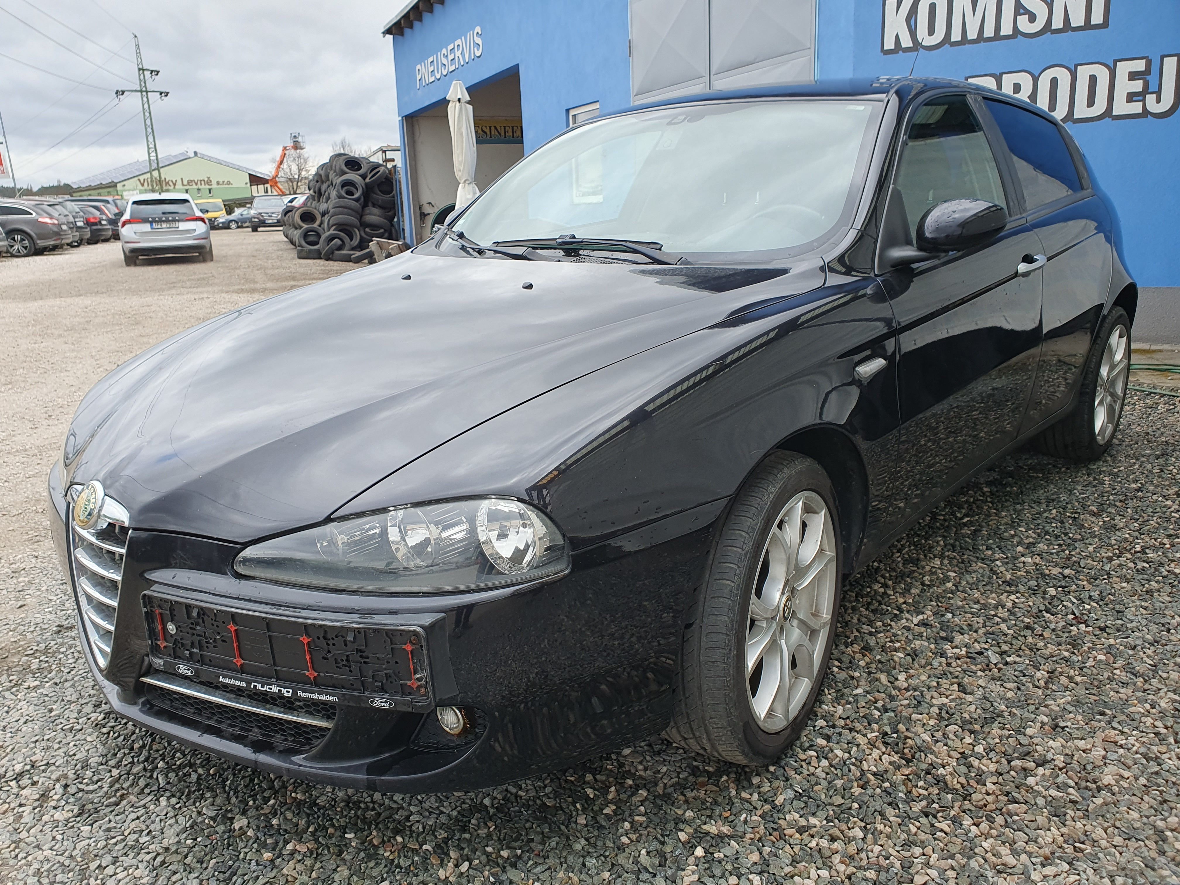 Alfa Romeo 147, 1.6 í 88 KW - fotka 6