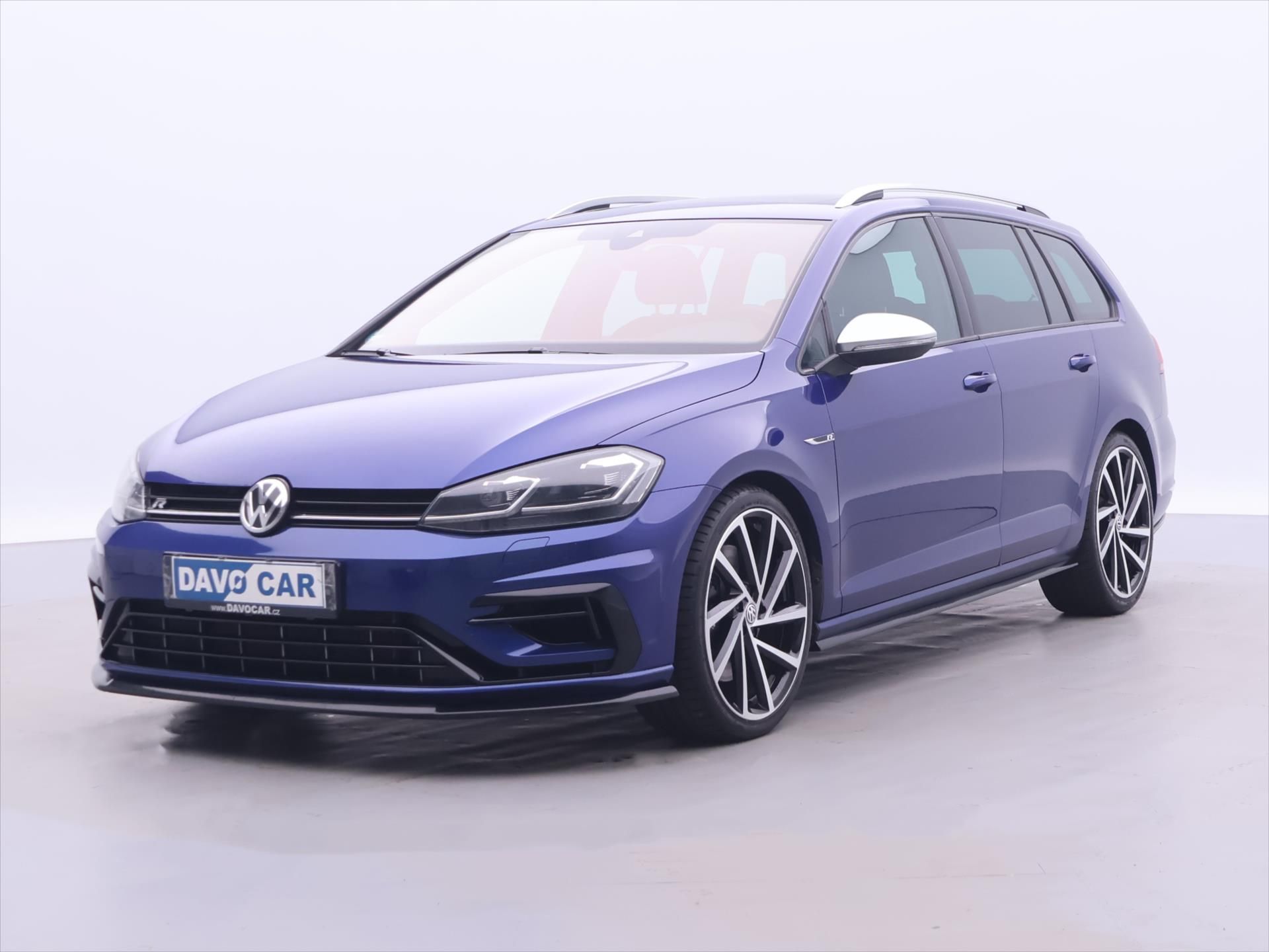 Volkswagen Golf, 2,0 TSI R 228kW 4M DSG Virtual - fotka 3