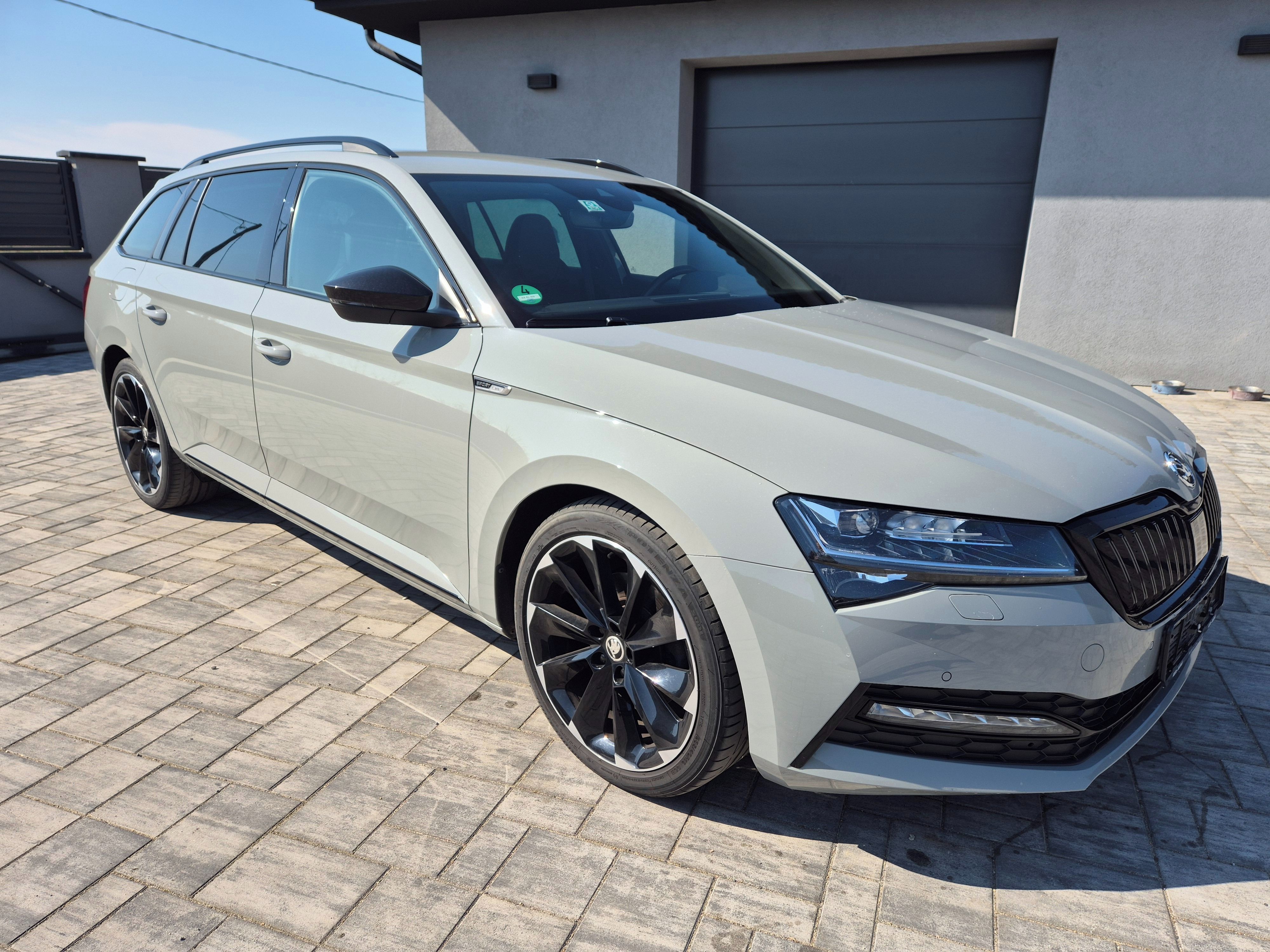 Škoda Superb, 2.0 TDi 110kw SPORTLINE ZÁRUKA