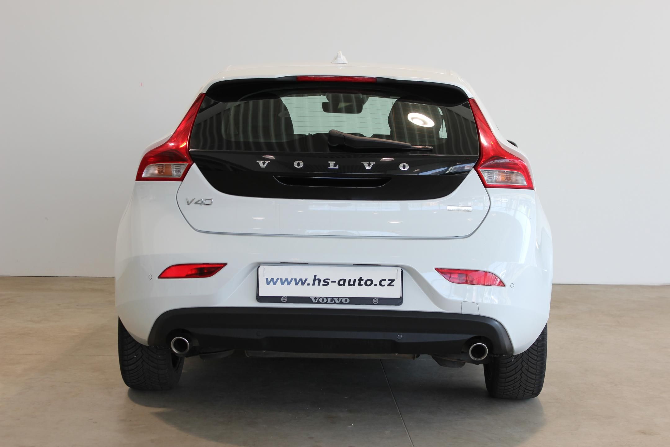 Volvo V40, 2.0d.DE,120HP, - fotka 6