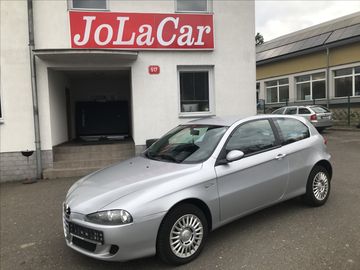 1,6 i 3dv. 77kW