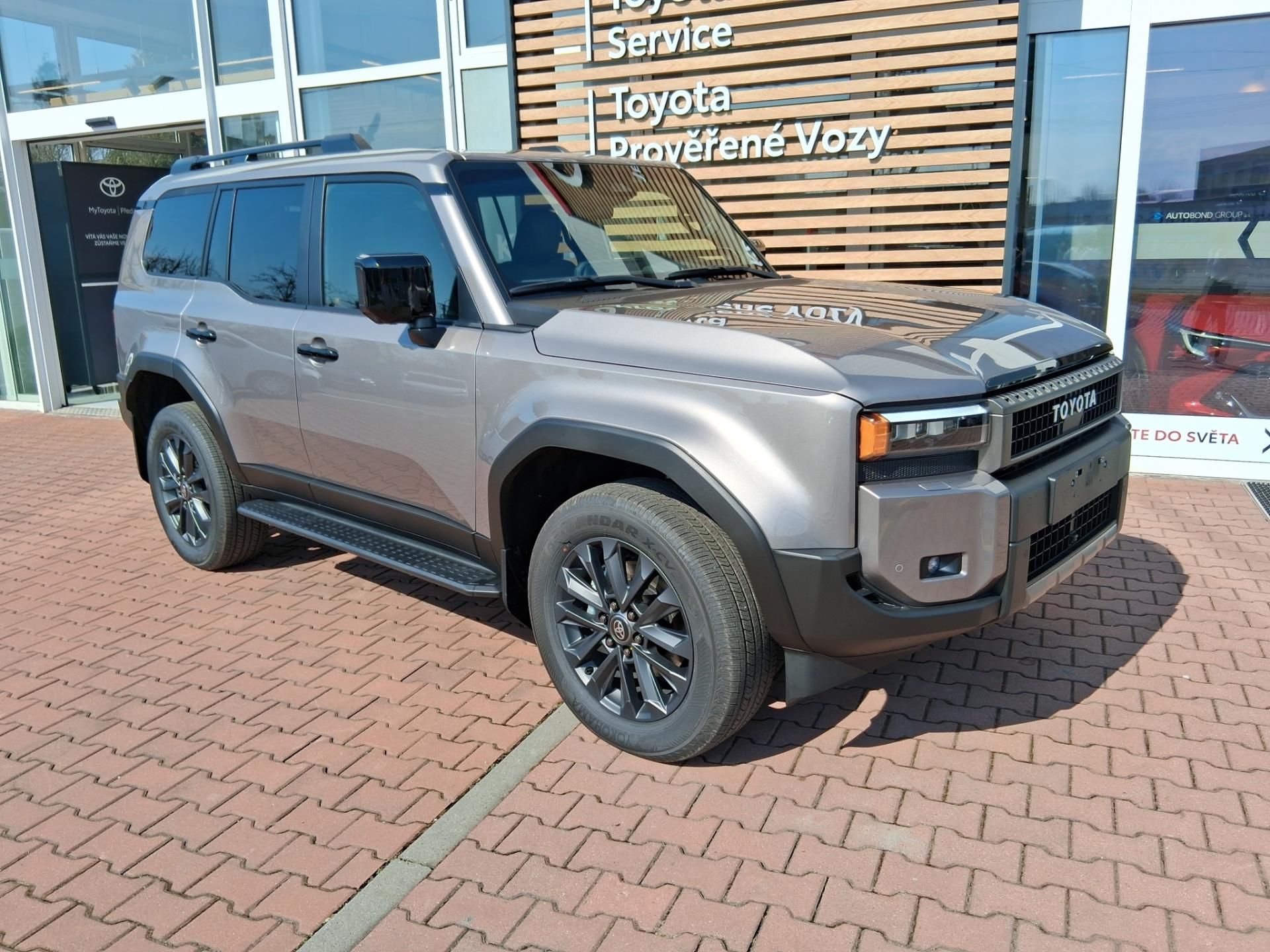 Toyota Land Cruiser, 2,8 MHEV EXECUTIVE + SKYVIEW