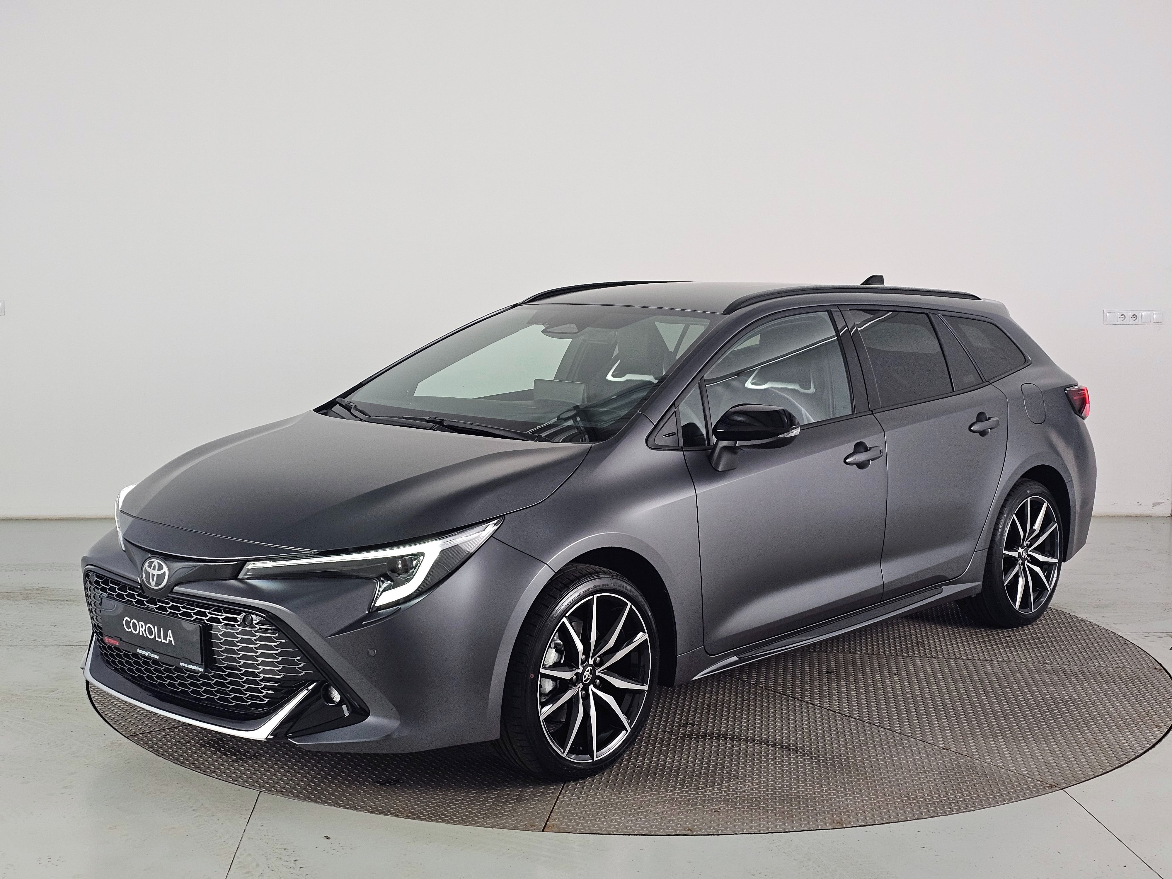 Toyota Corolla, 2.0 HEV 178k 2x4 GR SPORT