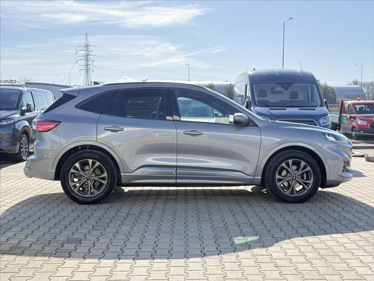 Ford Kuga, 2,5 HEV 140kW ST-Line - fotka 6