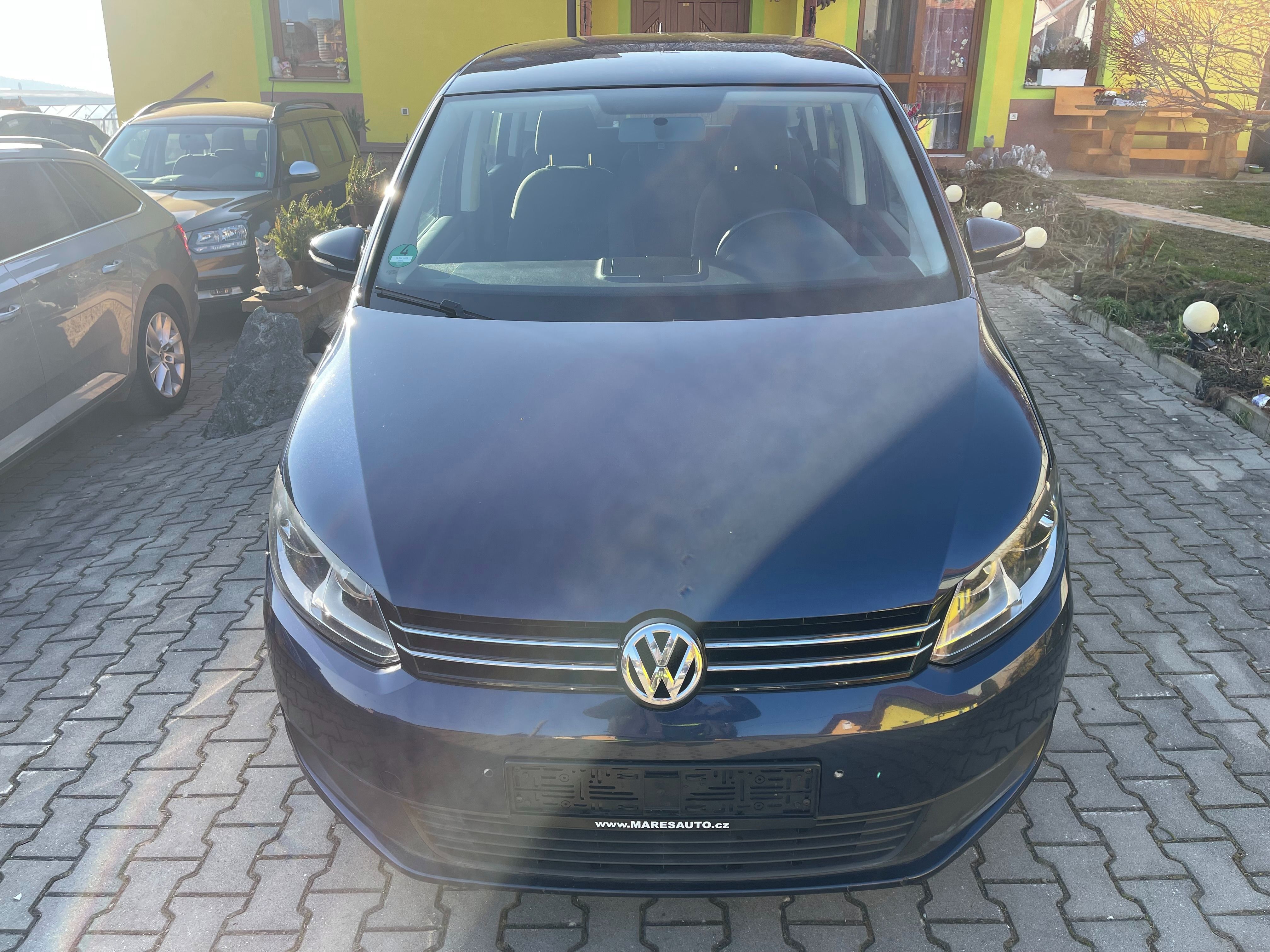 Volkswagen Touran, 1.6 TDI 77 KW, 7 Místný - fotka 2
