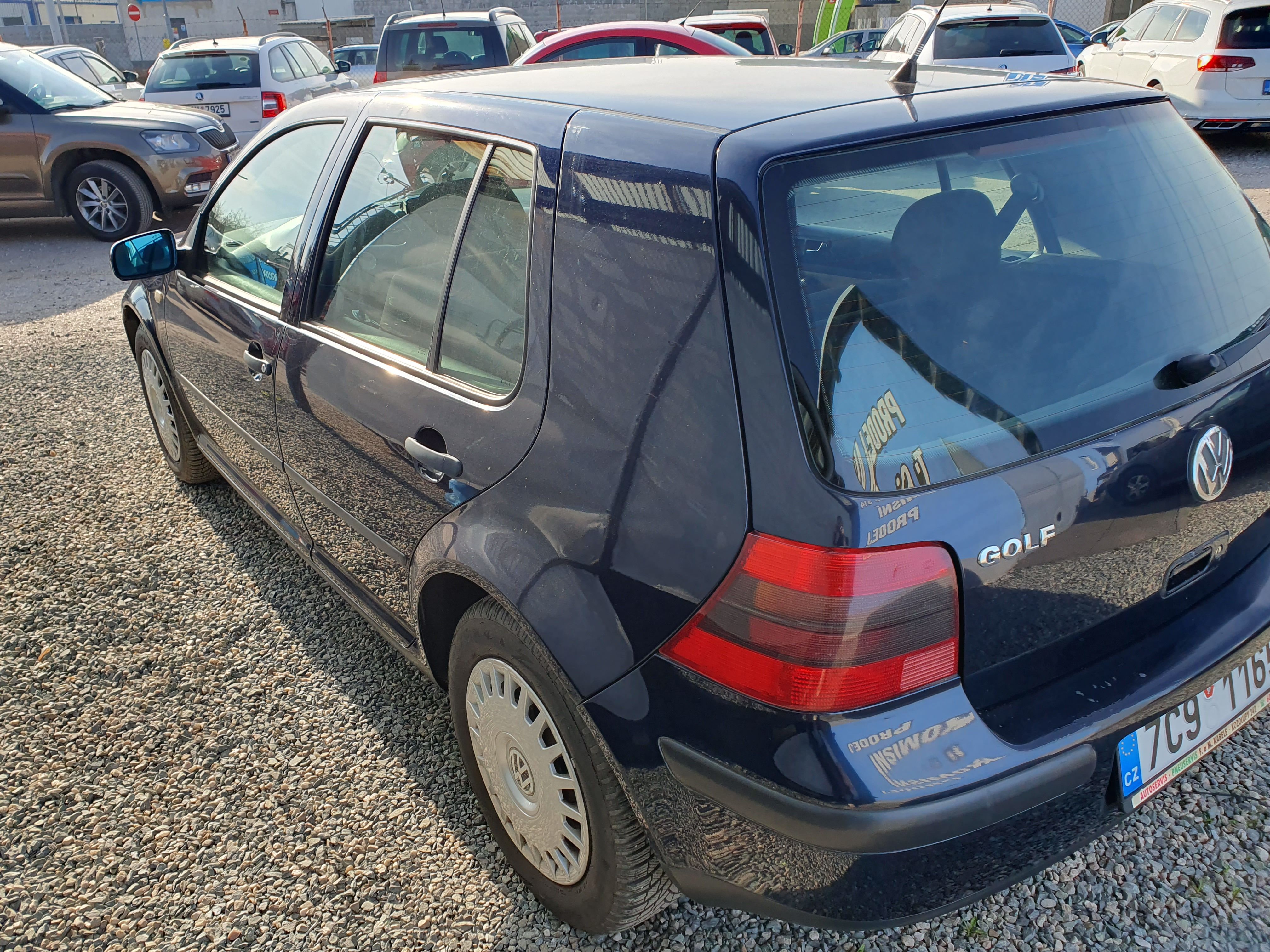 Volkswagen Golf, 1.6 74 KW - fotka 5
