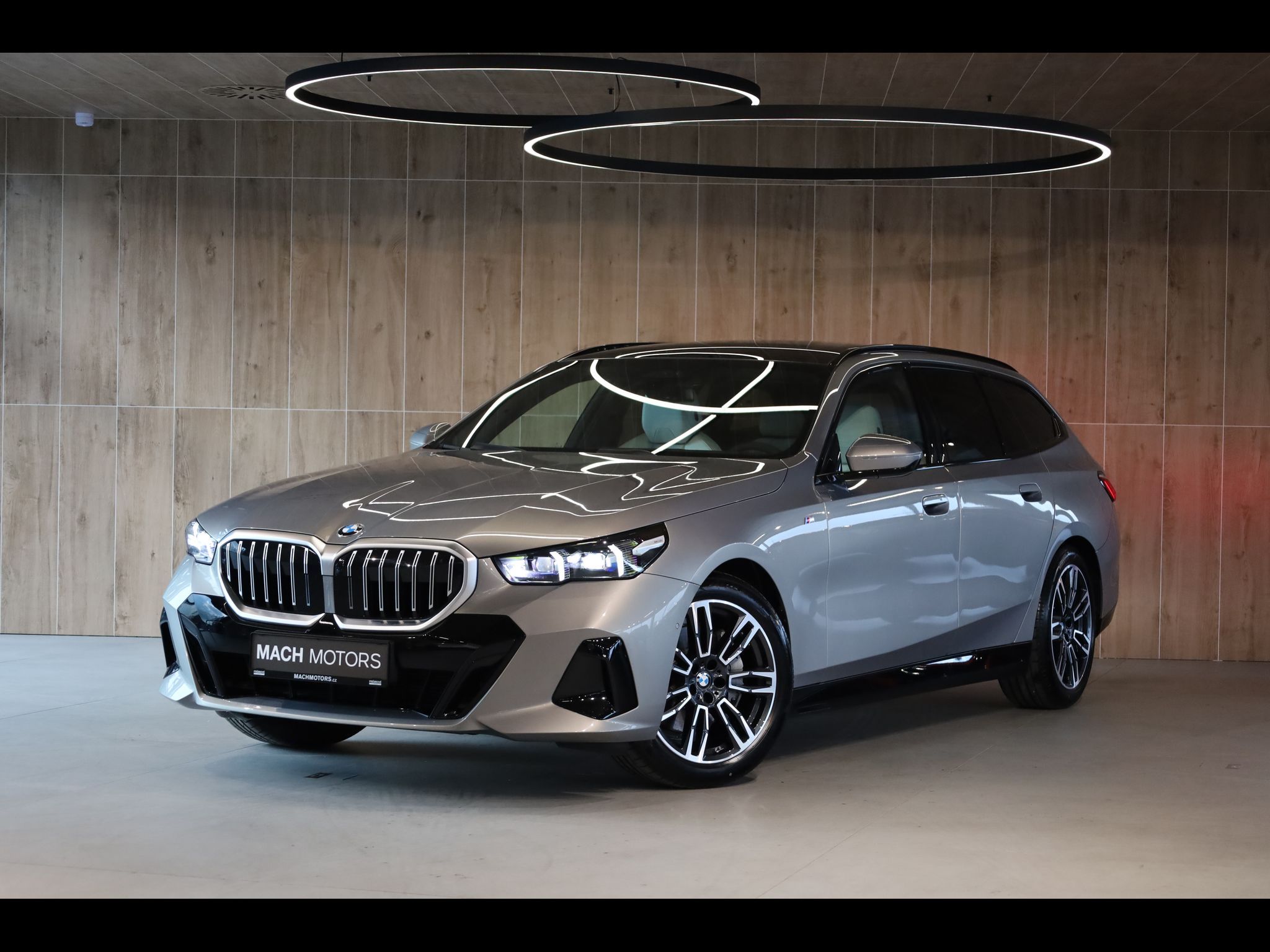BMW Řada 5, 540d xDrive, Bowers, Ventilace
