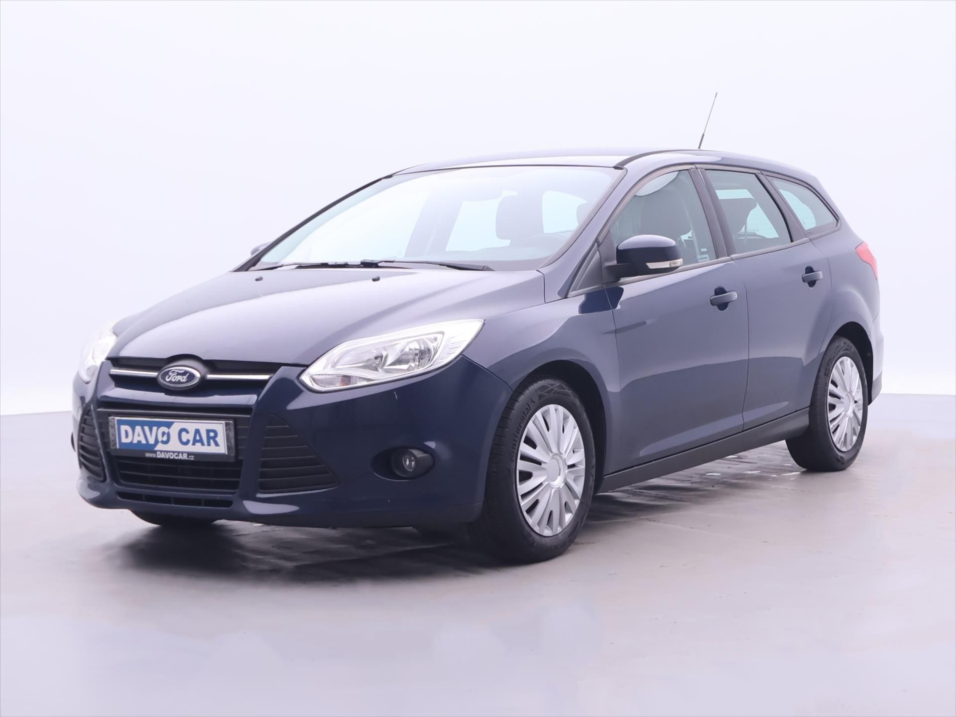 Ford Focus, 1,0 EcoBoost 74kW Klima CZ - fotka 3
