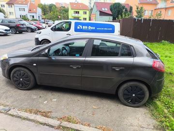 1.4, 155Km, čerstvá STK