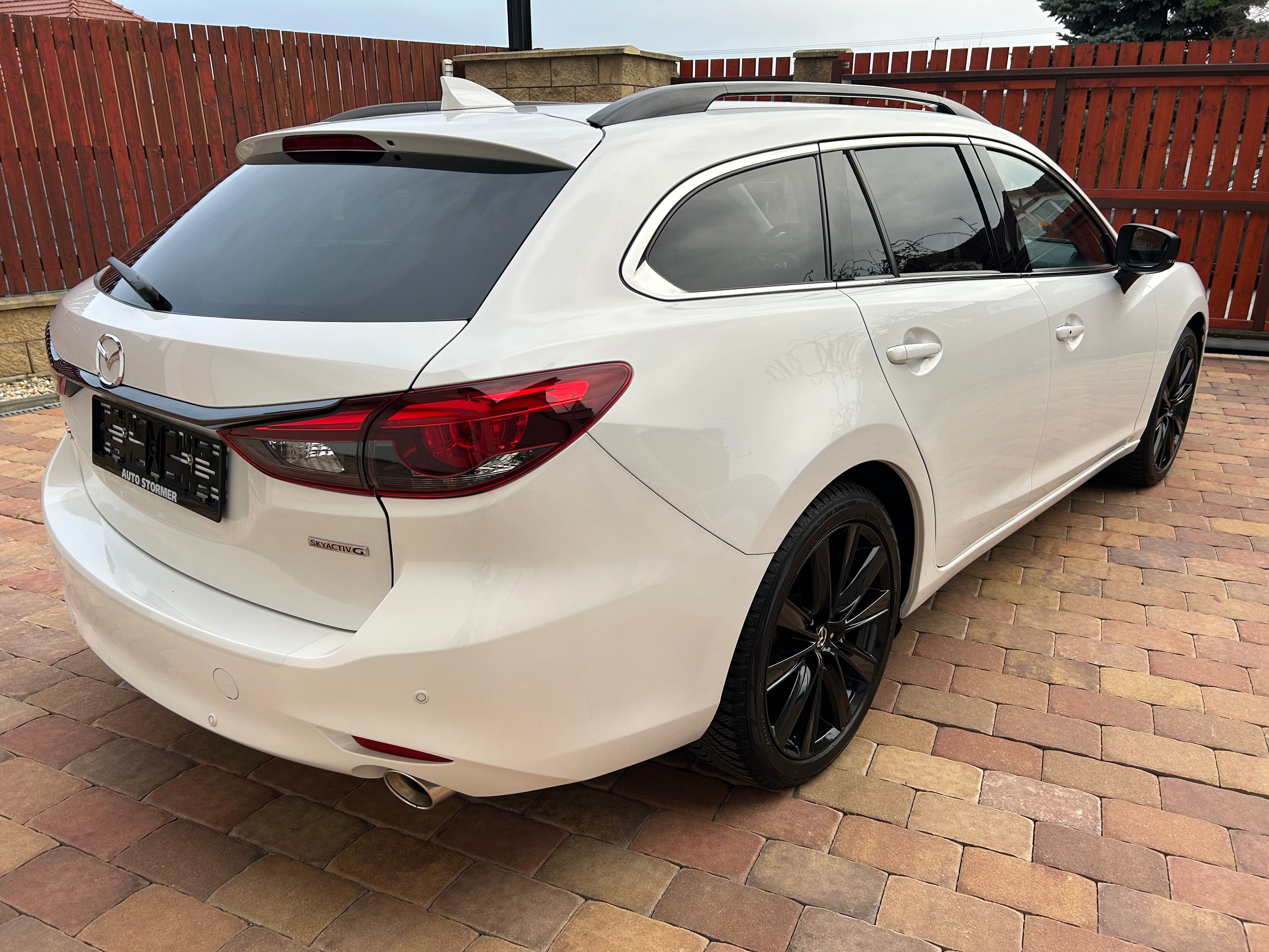 Mazda 6, 2.5 SKYACTIV-G194 HOMURA - fotka 5