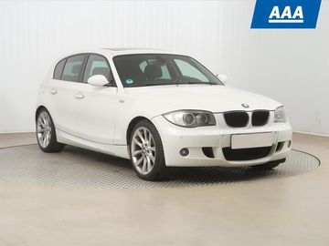 118d, M Paket, Kožené sedačky