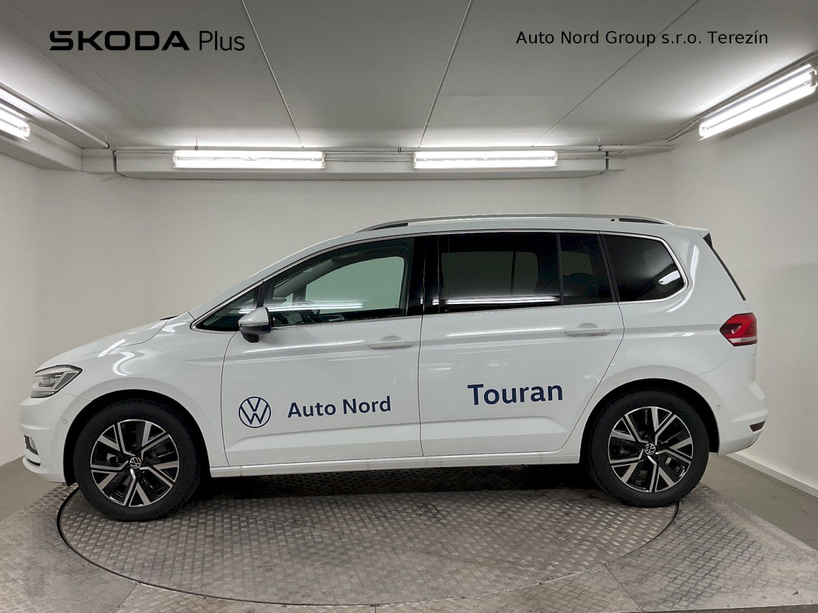 Volkswagen Touran, 1.5 TSI EVO BMT Highline DSG - fotka 3