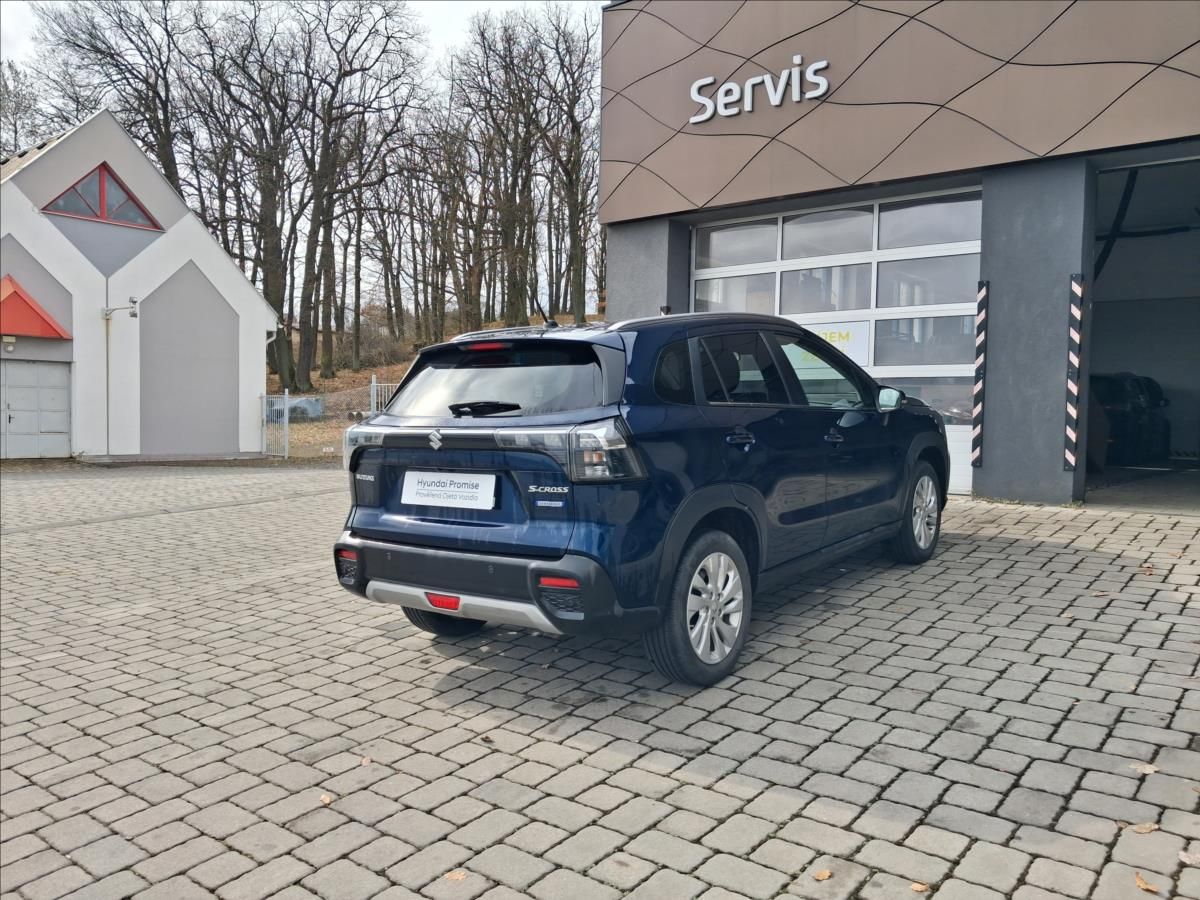 Suzuki SX4, 1,4 MHEV Premium - fotka 2