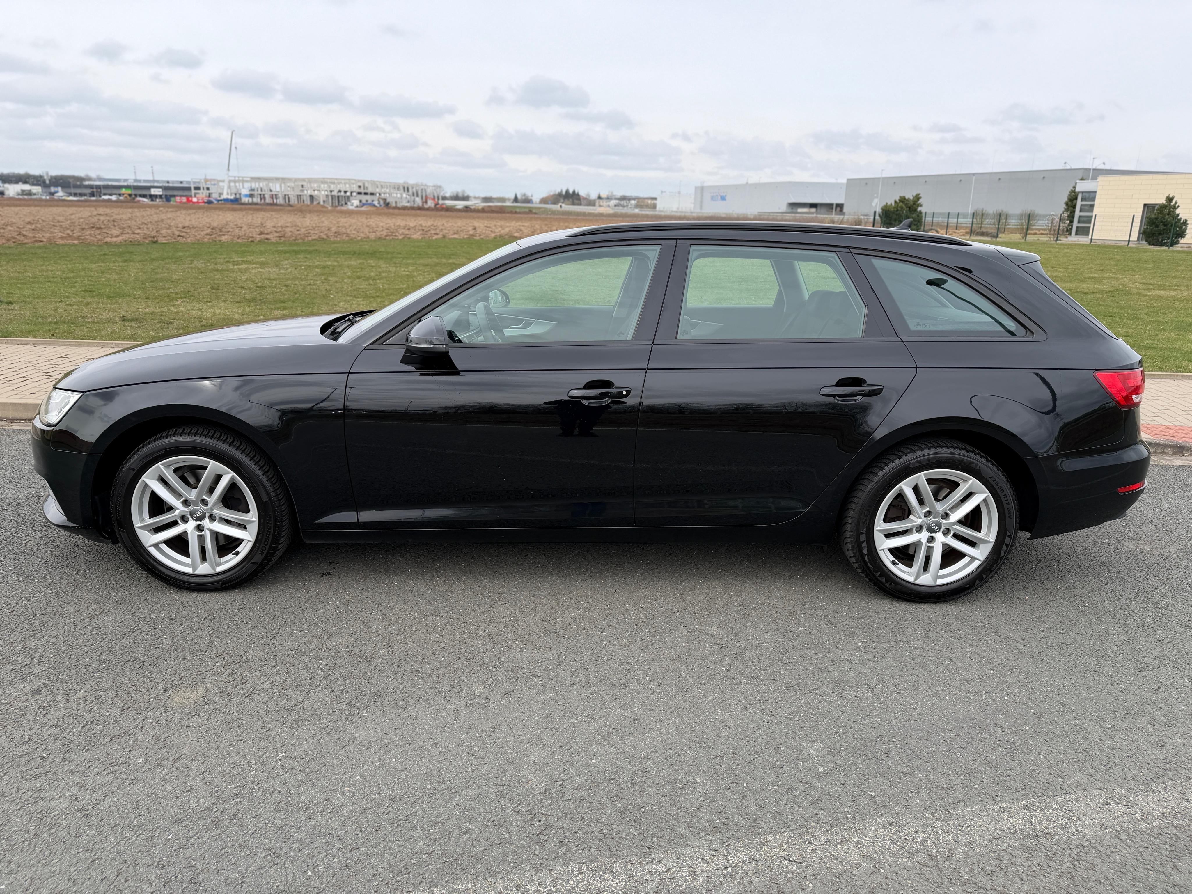 Audi A4, 2.0 TDI NAVI XENON SERVISKA - fotka 2