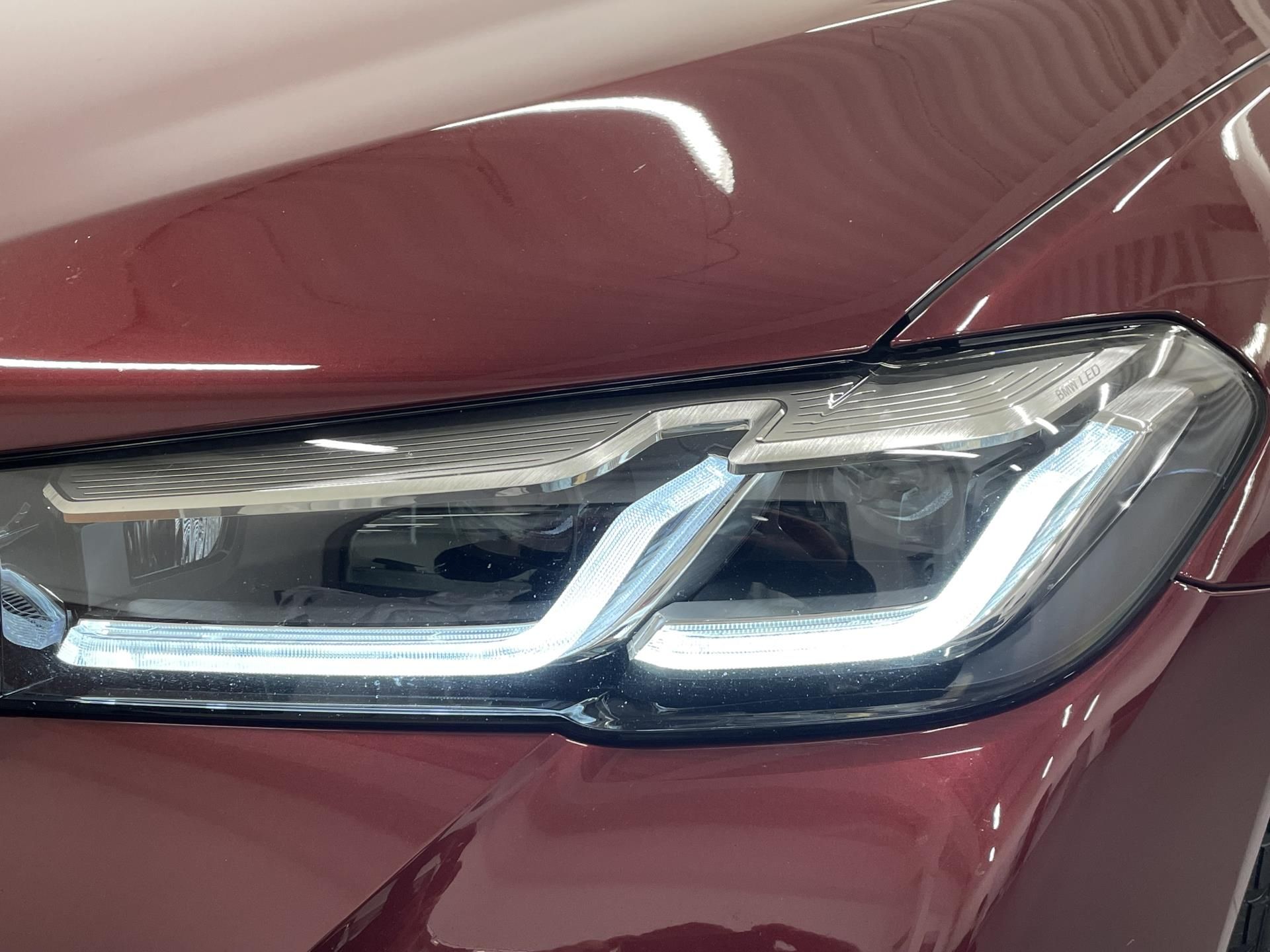 BMW Řada 5, 530e Plug-in Hybrid, Mpaket - fotka 4