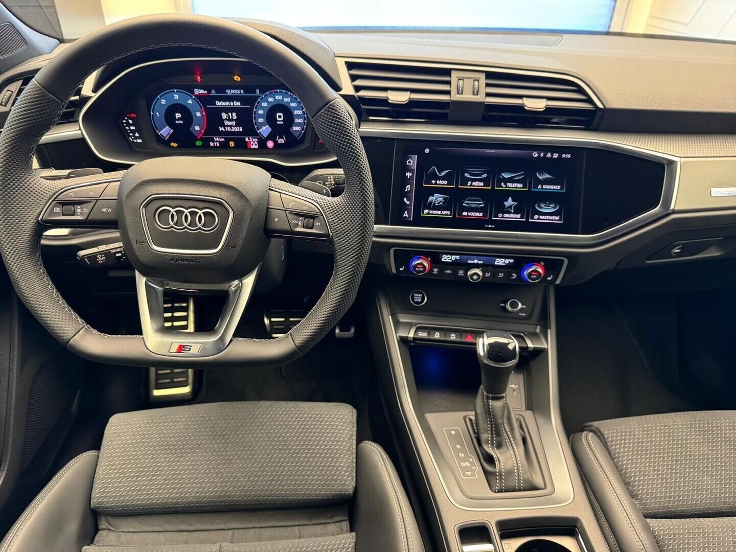 Audi Q3, SB S line quattro 40 TDI 142 k - fotka 5