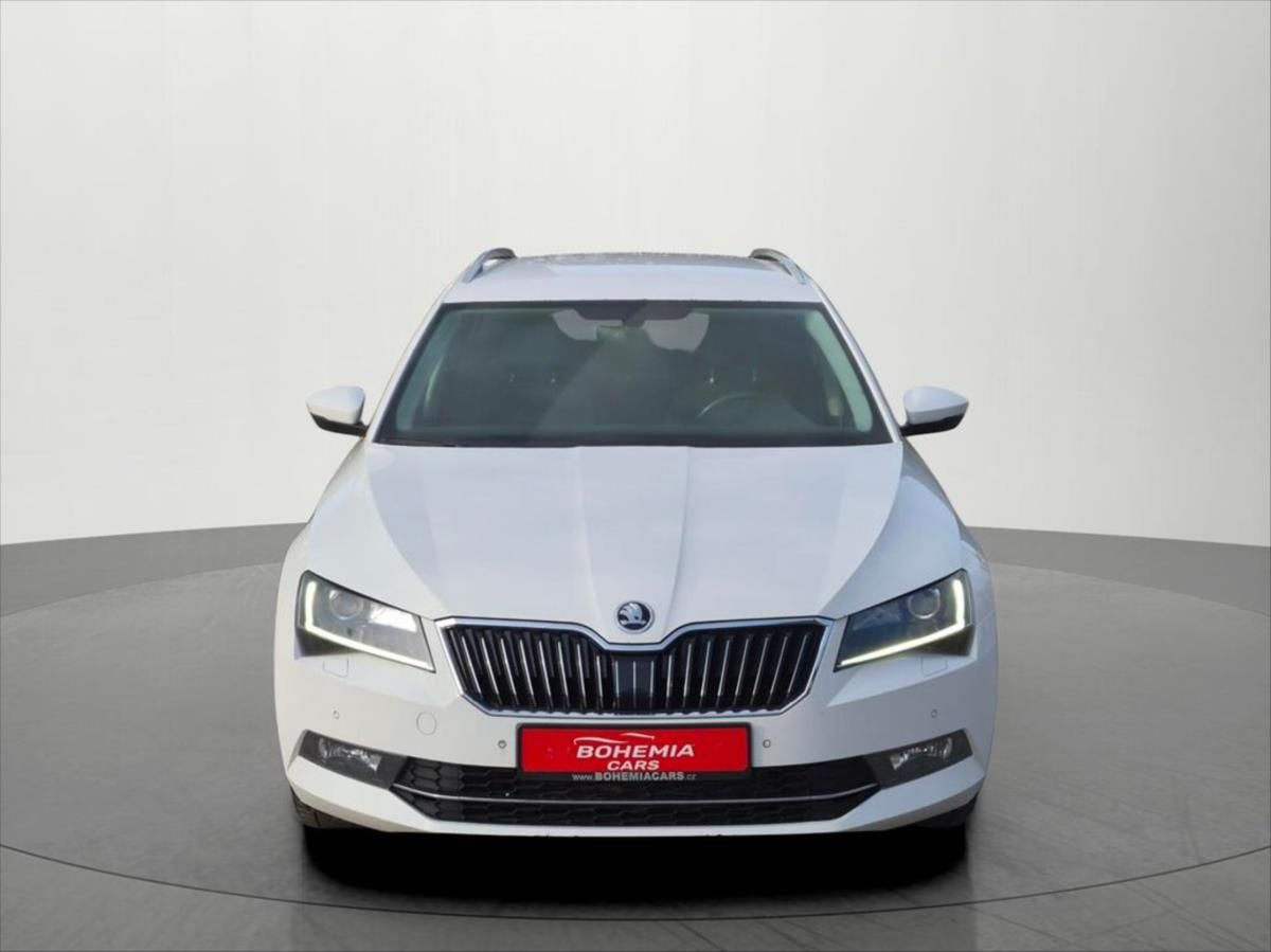 Škoda Superb, 2,0 TDI 110 KW STYLE DSG ČR - fotka 2