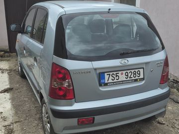 1,1 benzín, první majitel