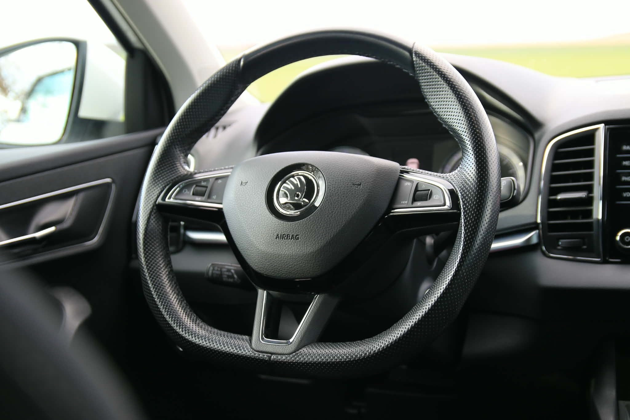 Škoda Karoq, 1.6 TDI DSG Style Plus - fotka 6