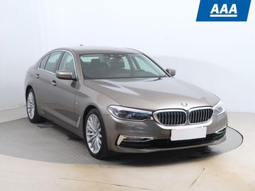540i xDrive, Luxury Line, 4X4