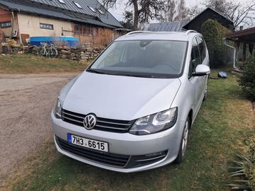 Sharan 7 míst, 4x4, tažné, ČR