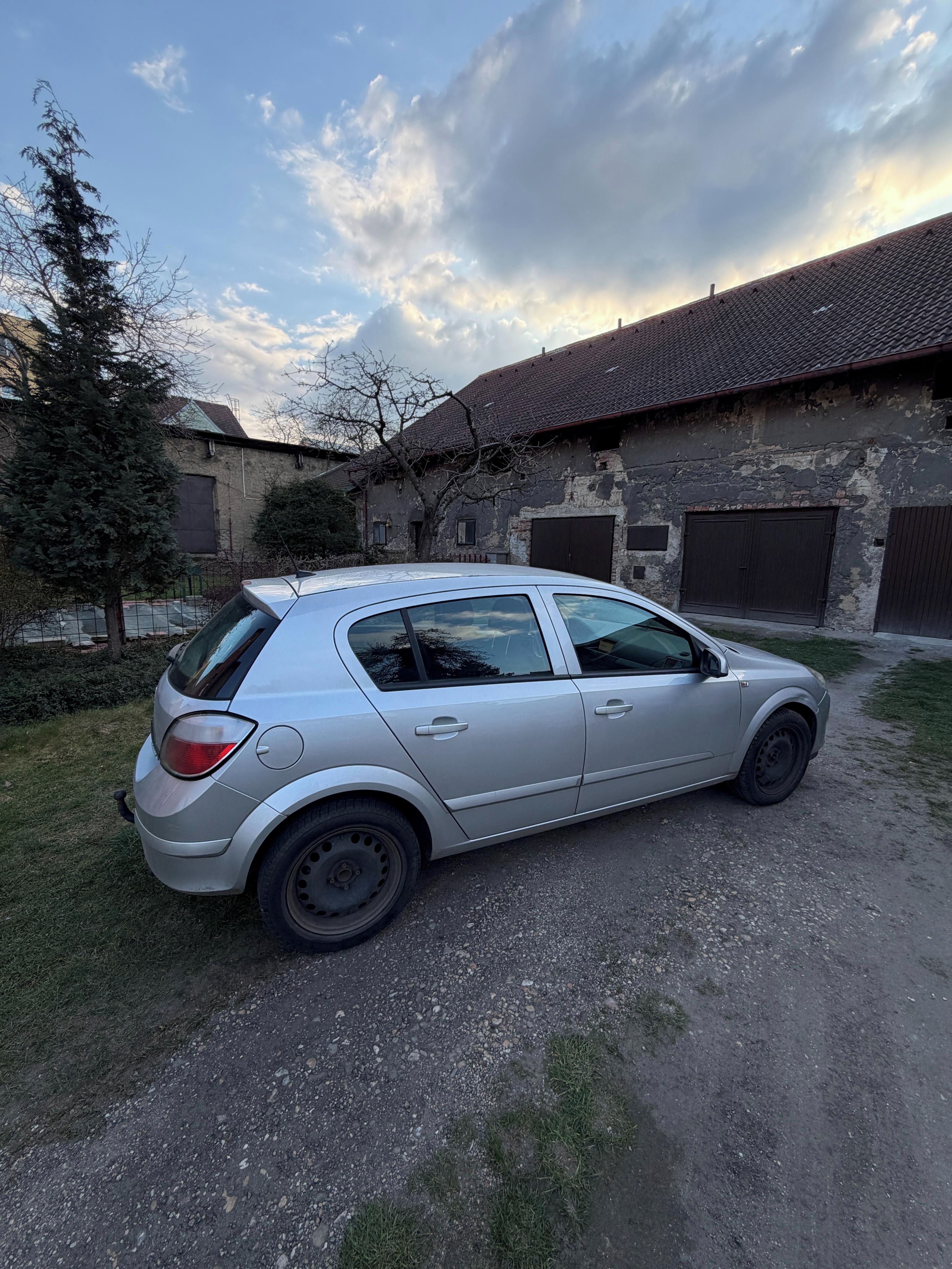 Opel Astra, 1.6 benzin - fotka 5