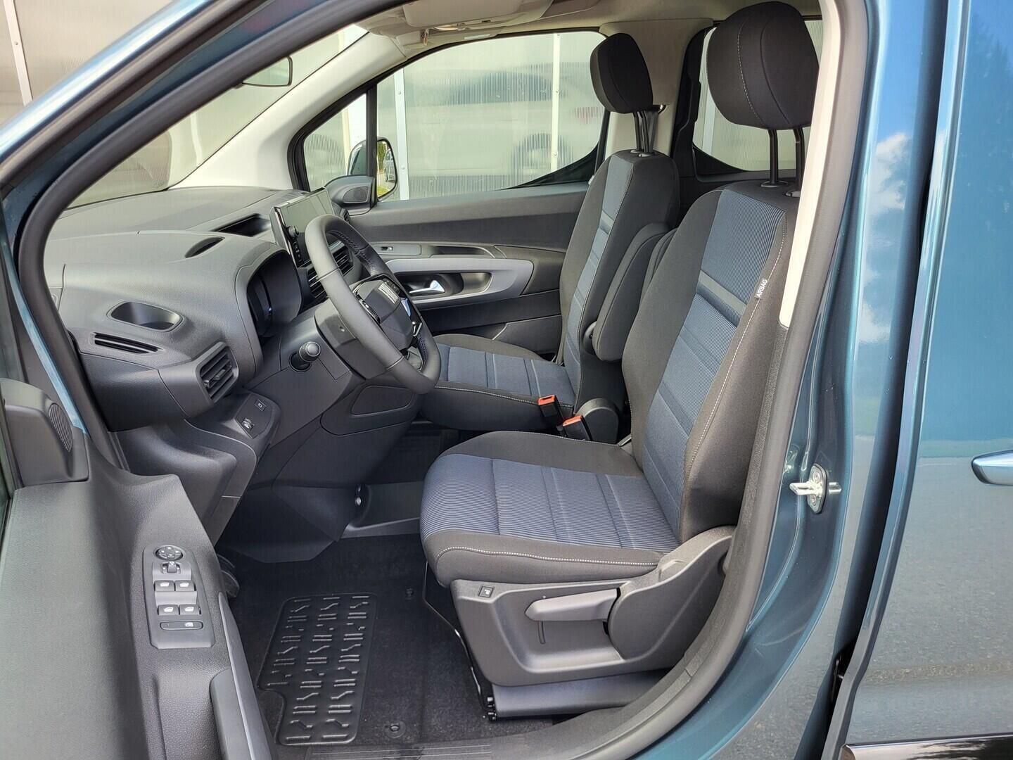 Fiat Dobló, Doblo Panorama 130K SWB 1.5 Bl - fotka 6
