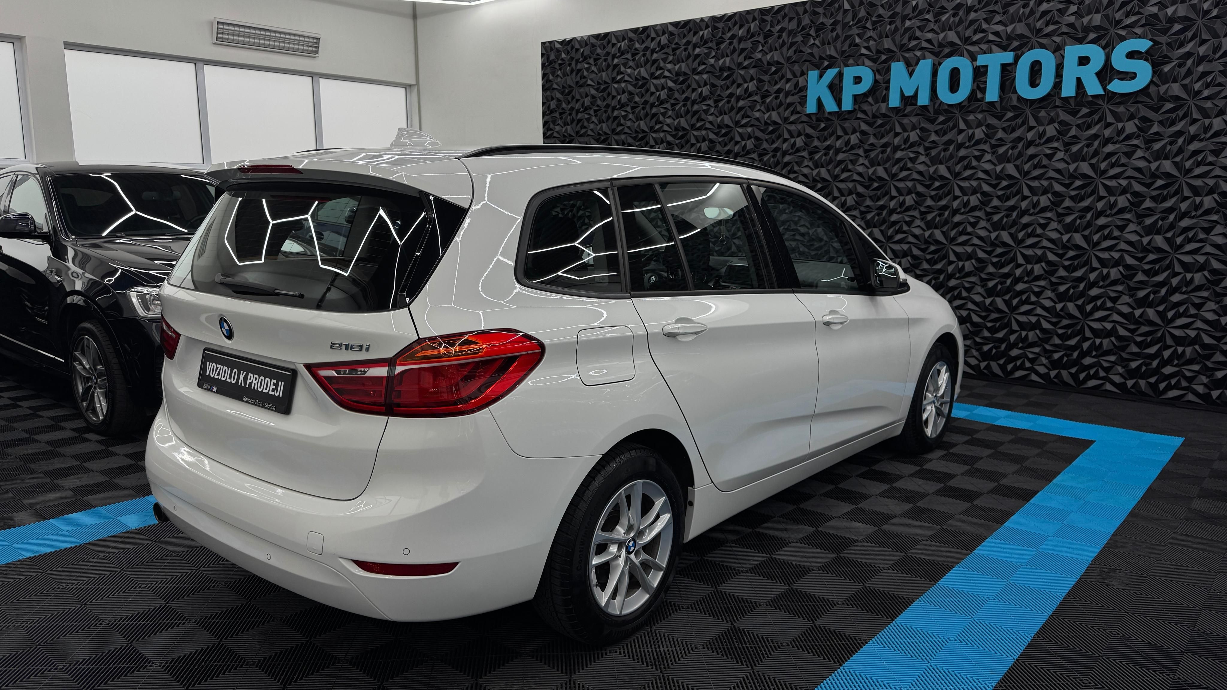 BMW Řada 2, 218i Gran Tourer,ČR,DPH,servis - fotka 6