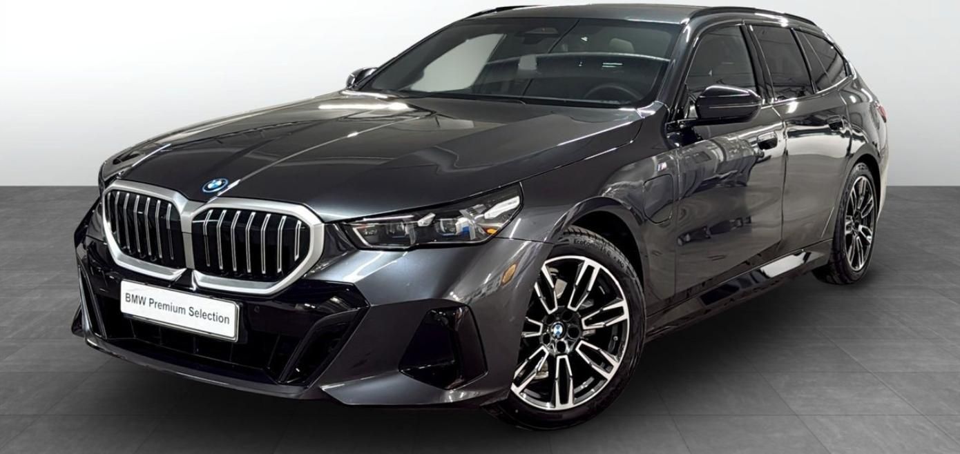 BMW Řada 5, 530e AWD Touring MSport h/k