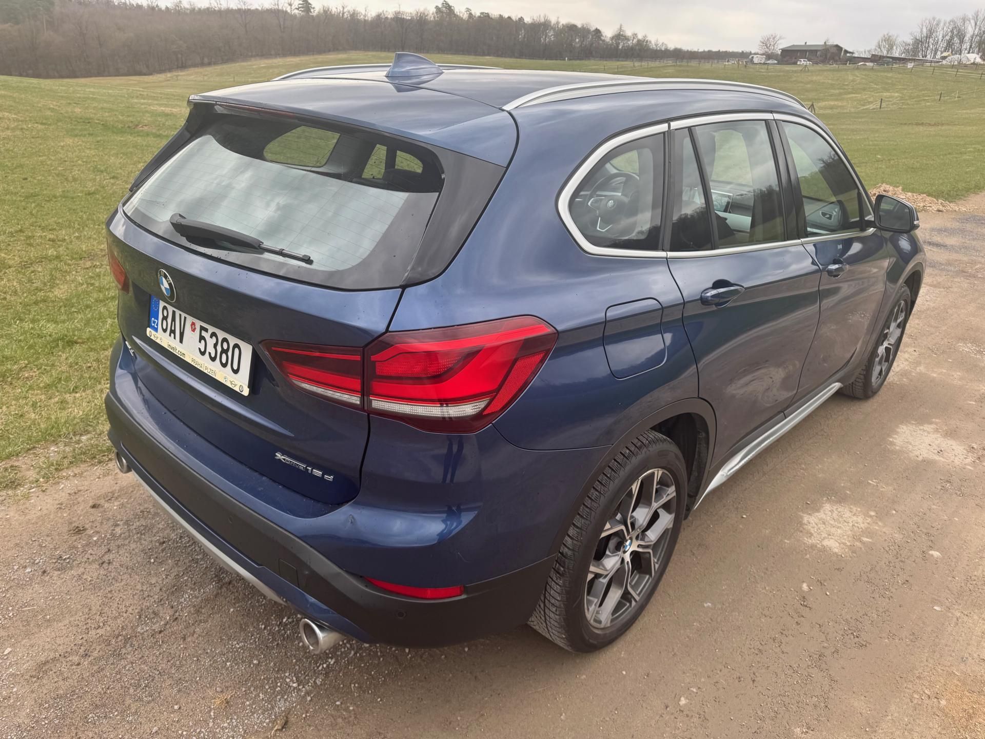 BMW X1, 18d X-DRIVE AT/8 X LINE ČR - fotka 3