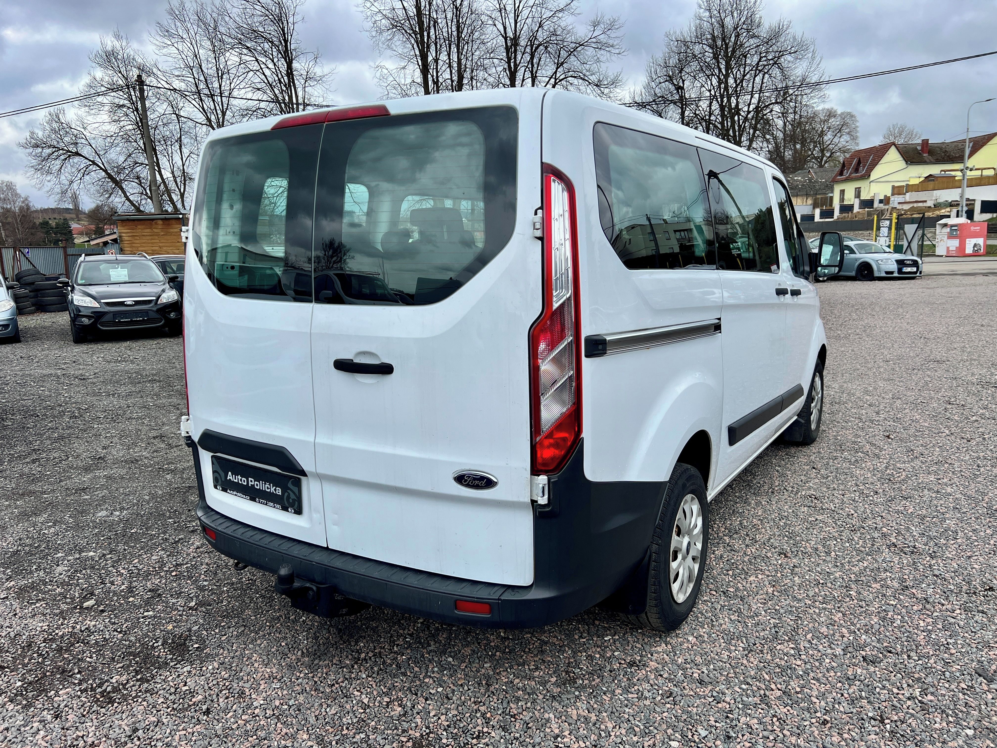 Ford Transit Custom, 2.0d 9 míst,L1,Klima,Stav - fotka 5