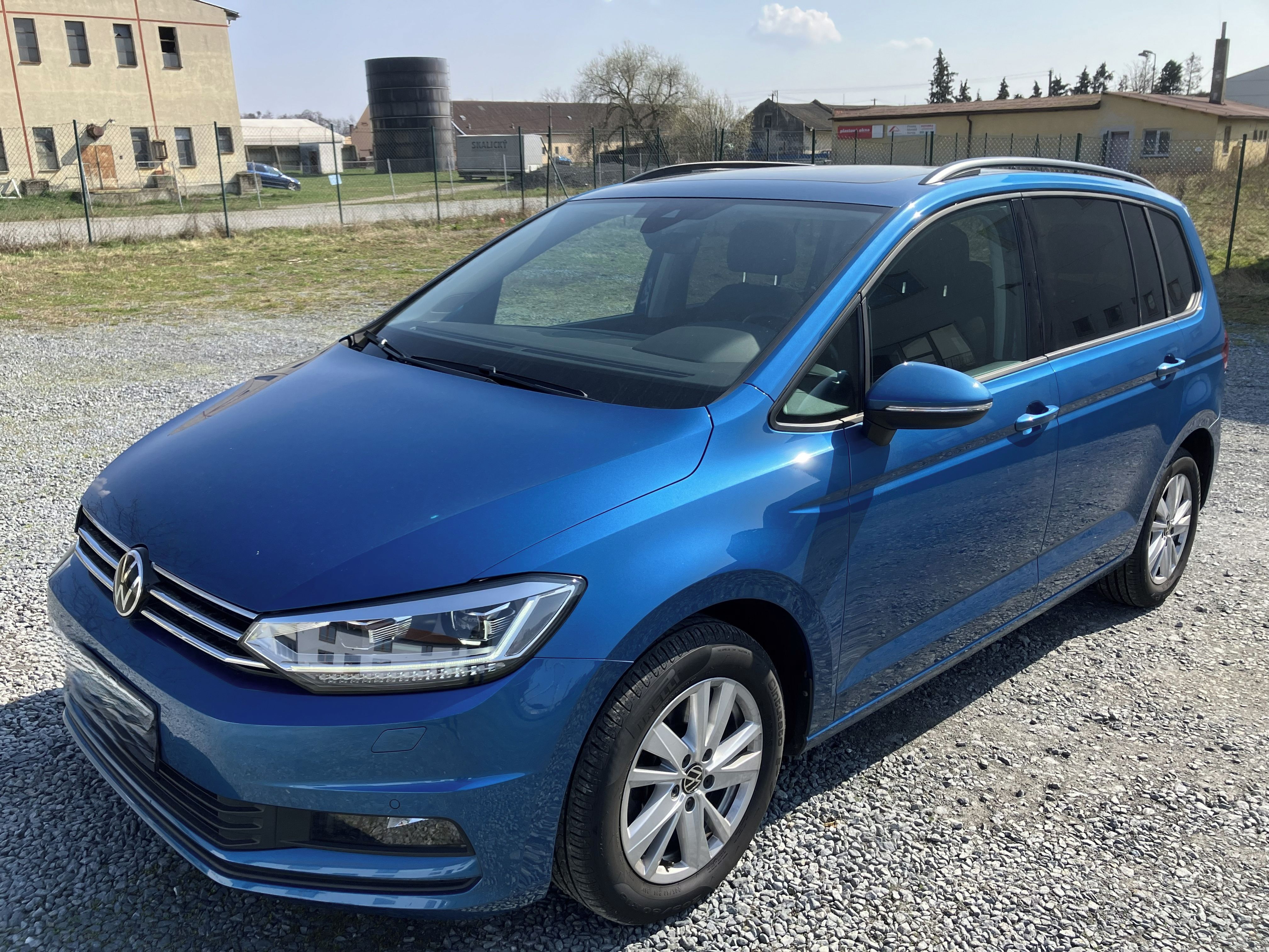 Volkswagen Touran, 2.0 TDI - Panorama, Webasto - fotka 2