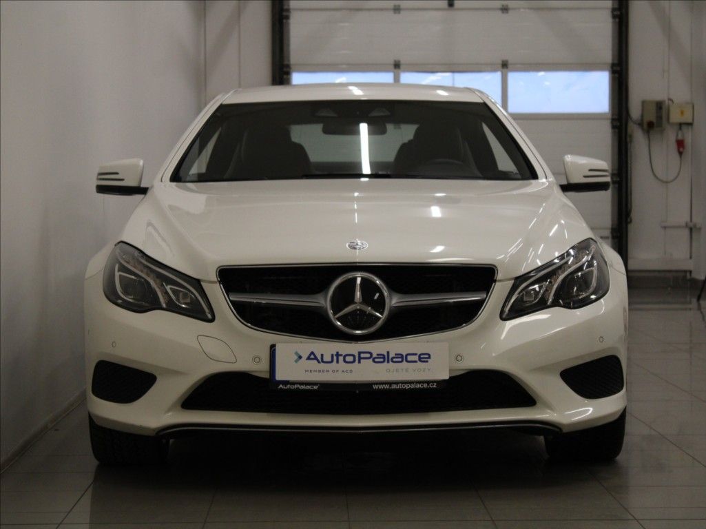 Mercedes-Benz Třídy E, 3,0 350CDI LED 149tkm.ČR - fotka 2