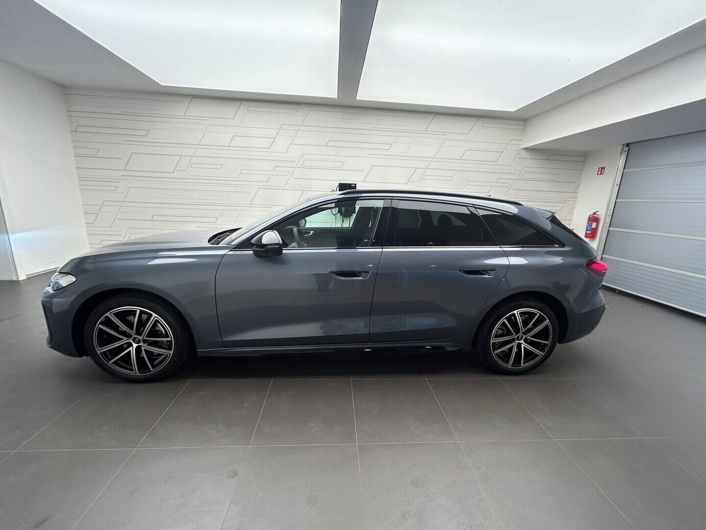 Audi A5, Avant TDI quattro 150 kW - fotka 3