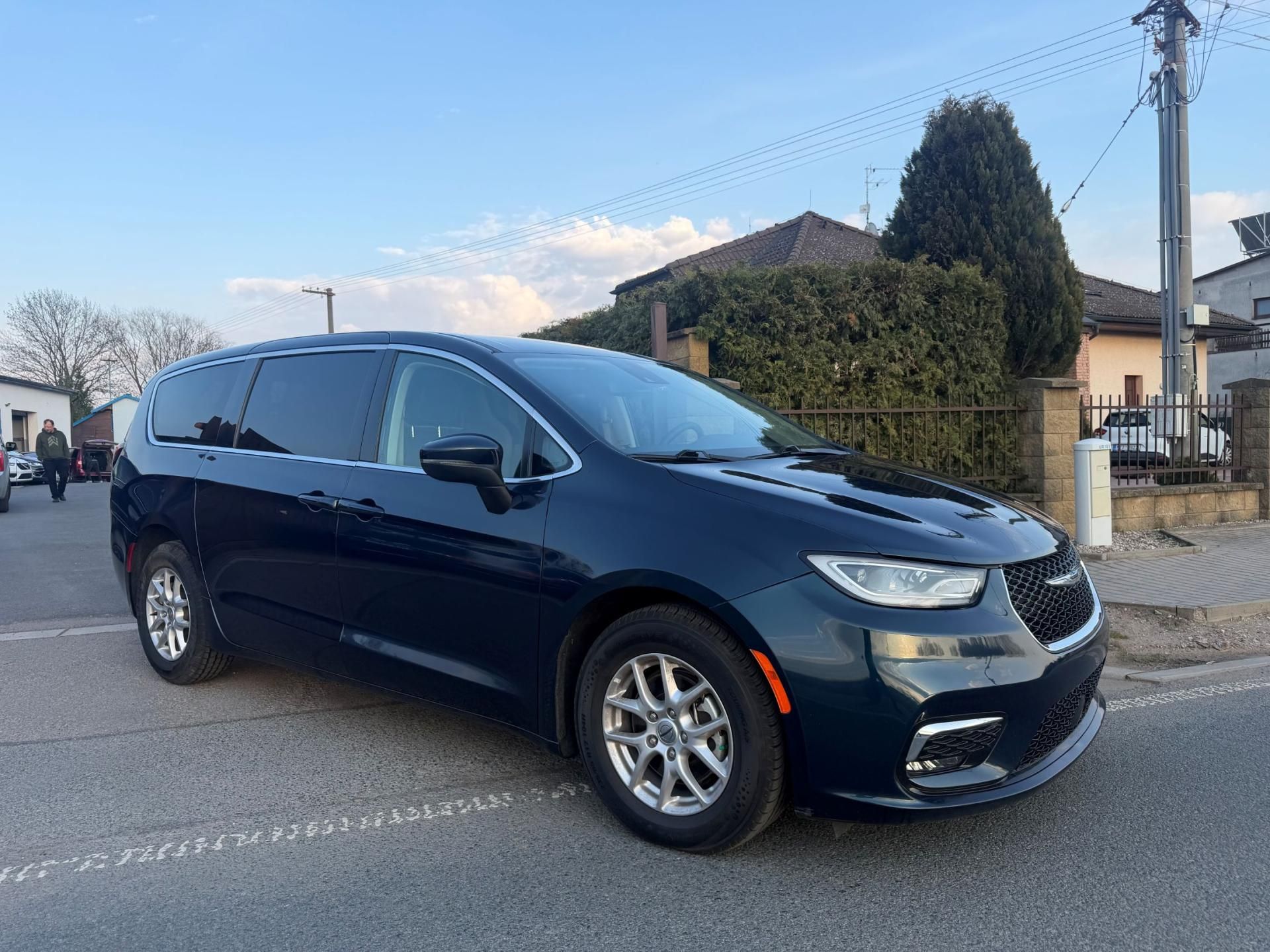 Chrysler Pacifica, 3,6 Pentastar Radar RU 2023