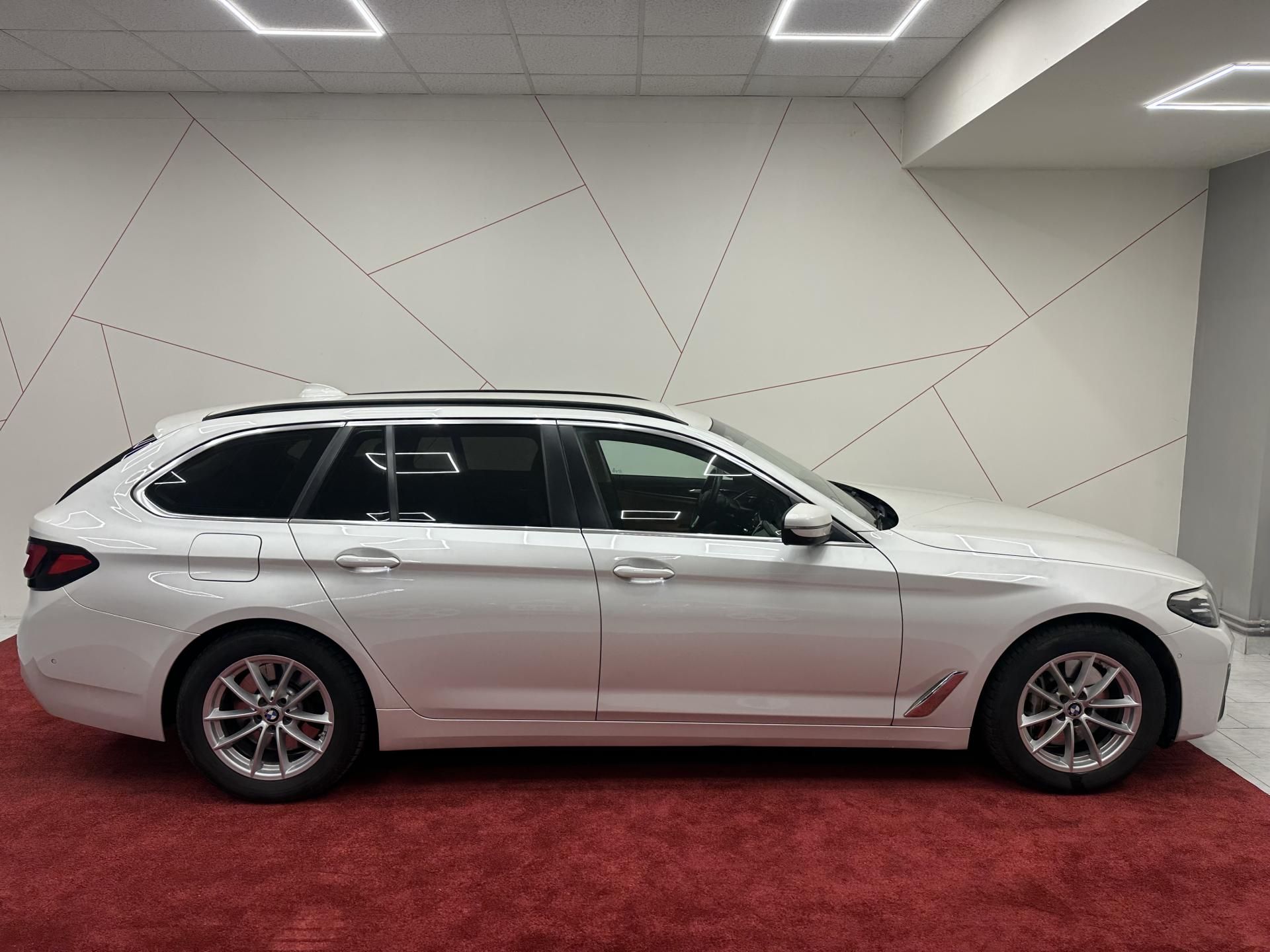 BMW Řada 5, 530d TAŽNÉ*LED*KAMERA*TOP SPEC - fotka 5
