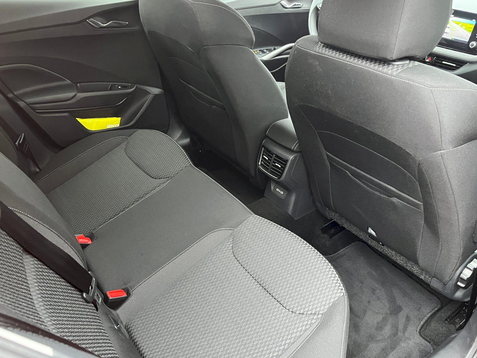 Škoda Fabia, 1.0 TSI 85kW Top Selection DSG - fotka 6