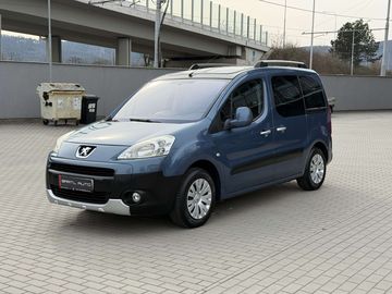 Family 1.6 80kw,Tažné,Tempomat
