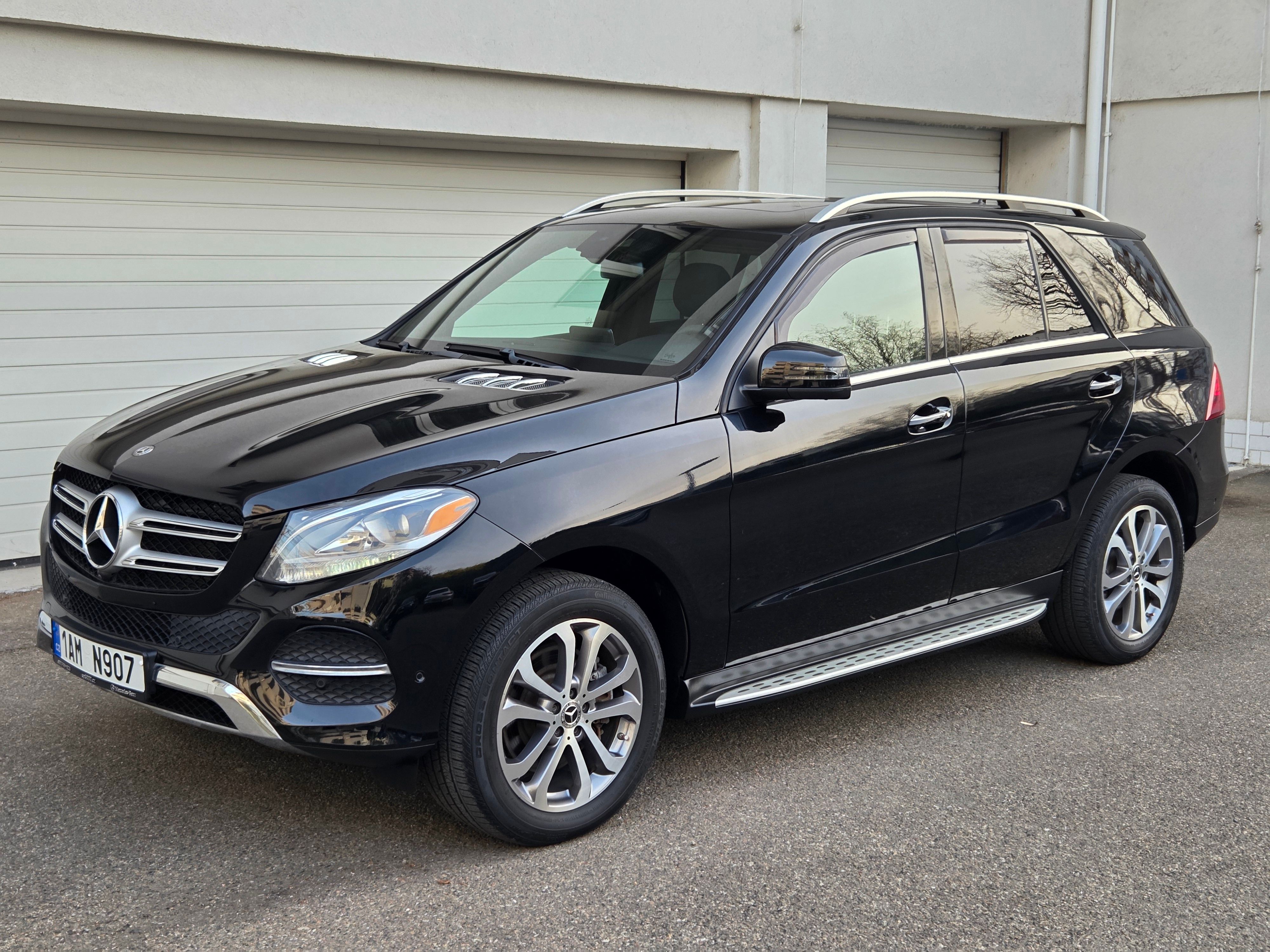 Mercedes-Benz GLE, 400 TOP STAV naj 24 tis.km. - fotka 2